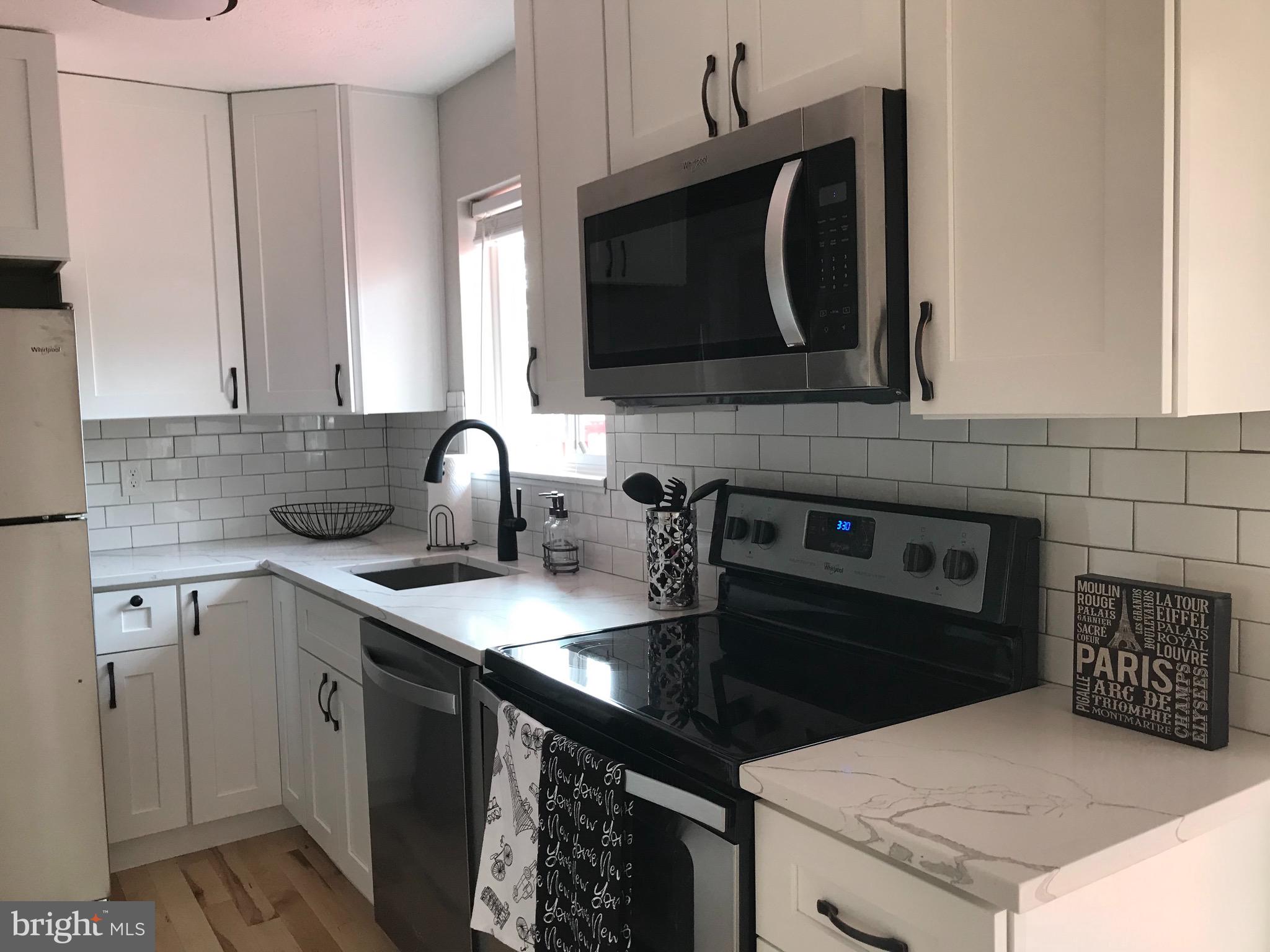 RIVERA BEACH - Residential