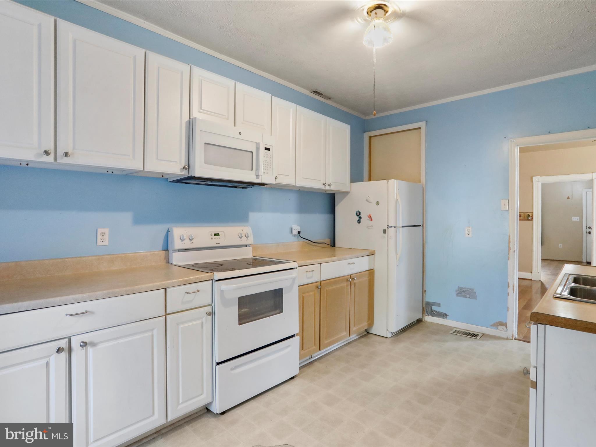 WEST END - Residential