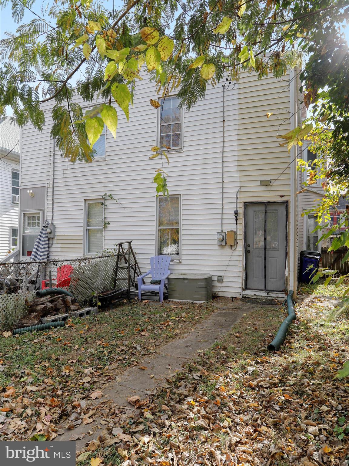 WEST END - Residential