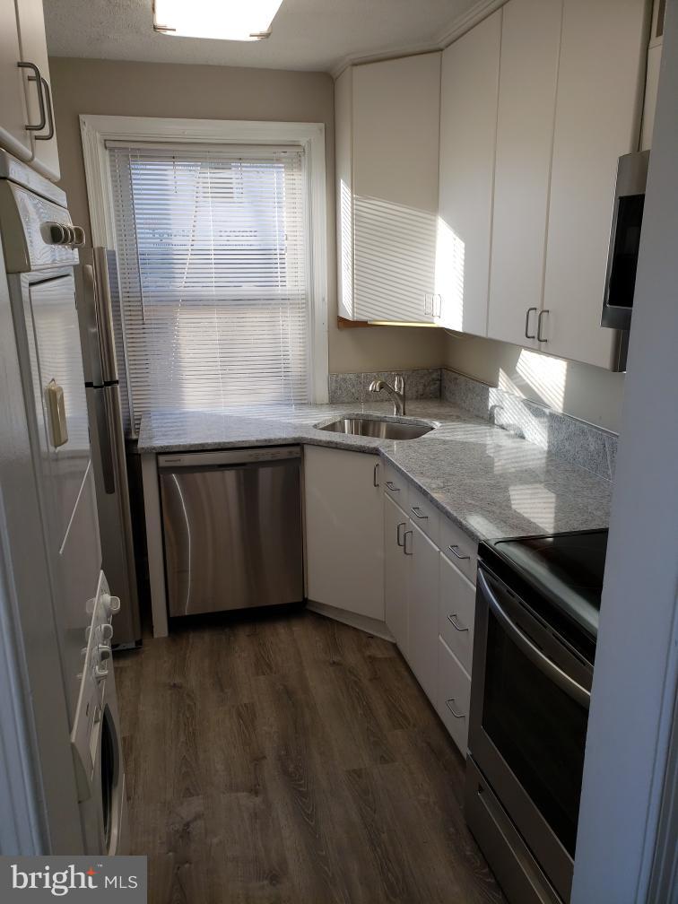 ROCKCREST - Residential