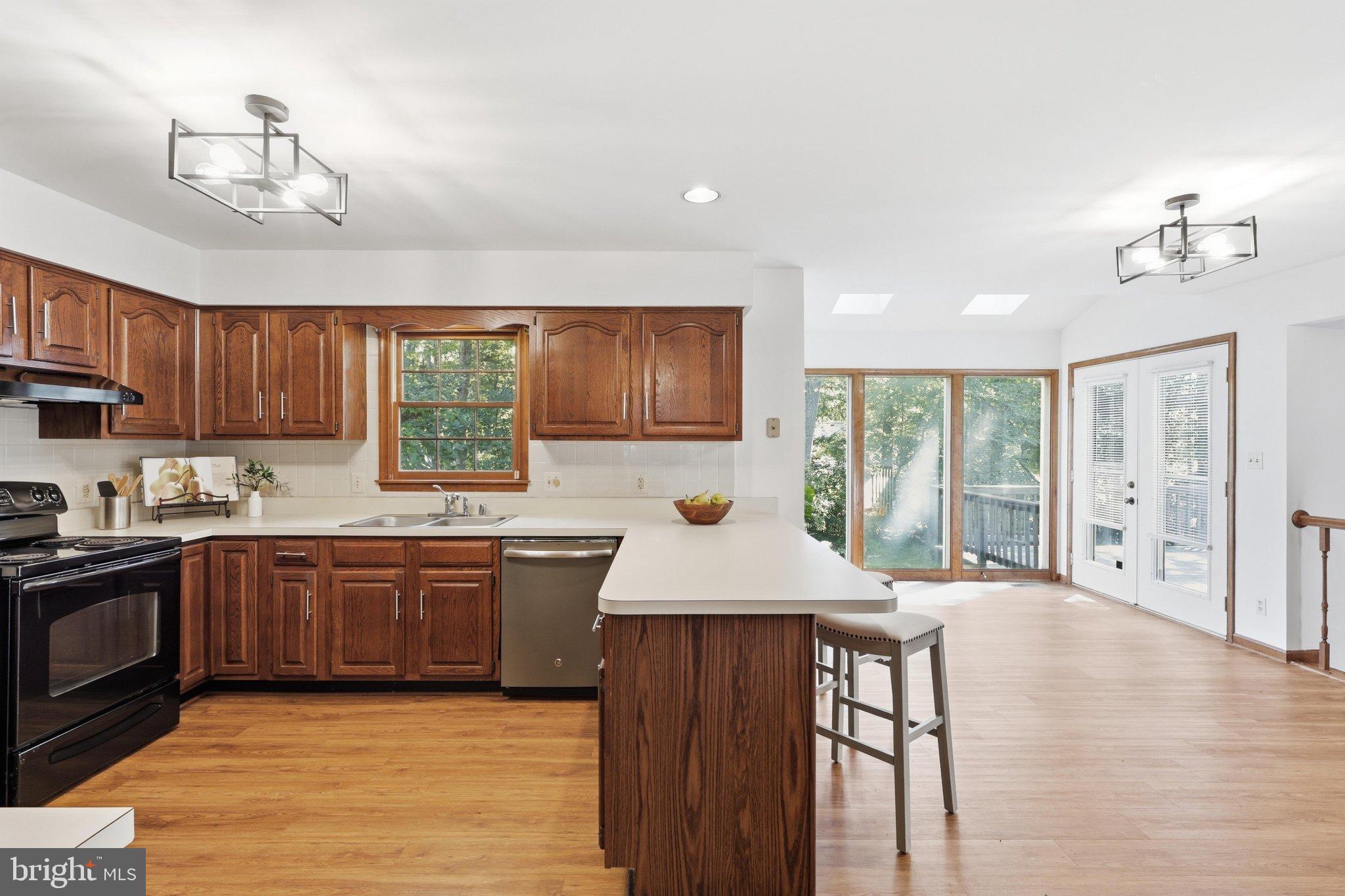 5226 CEDAR RIDGE DRIVE
