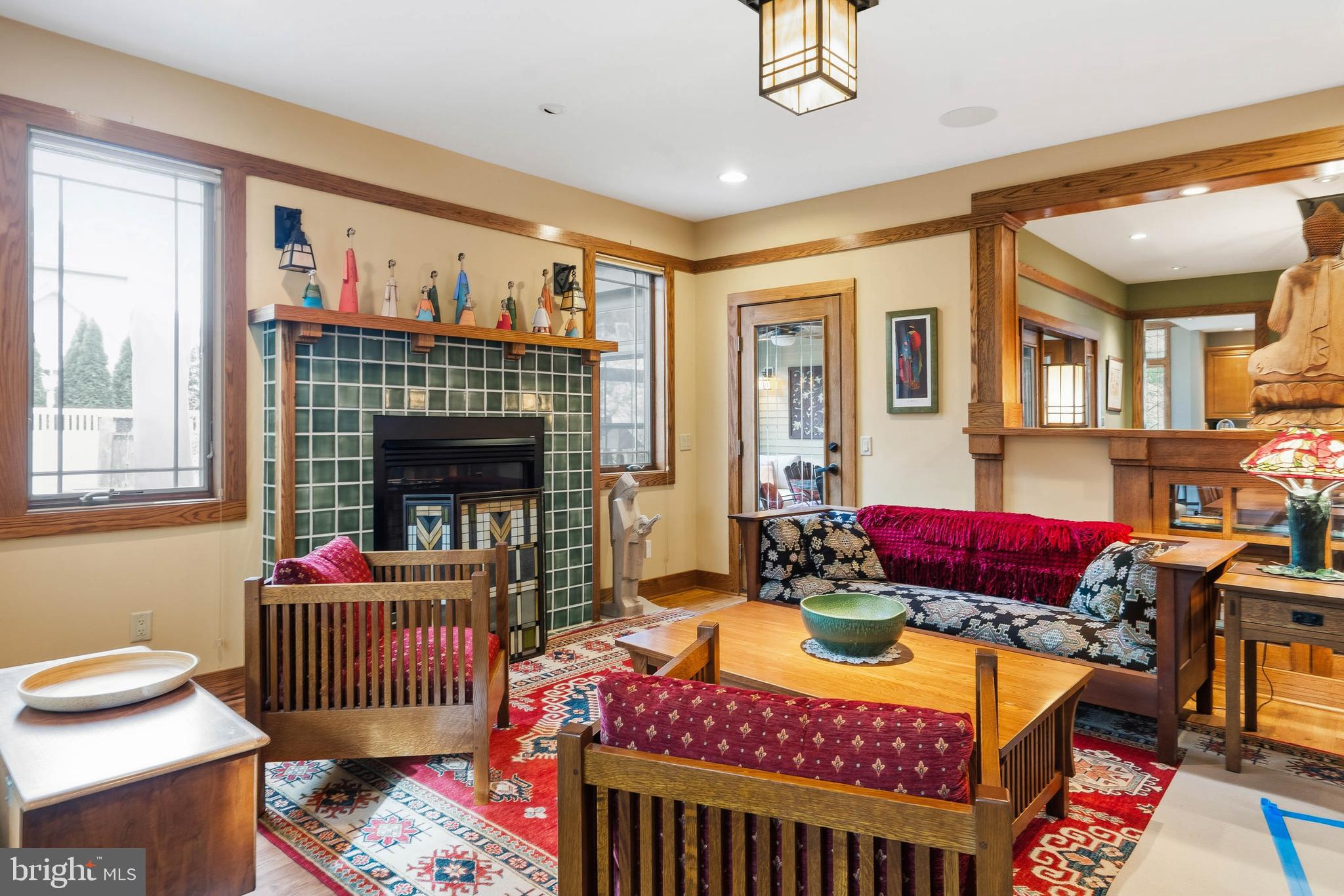 29 ELEANOR LEE LANE E