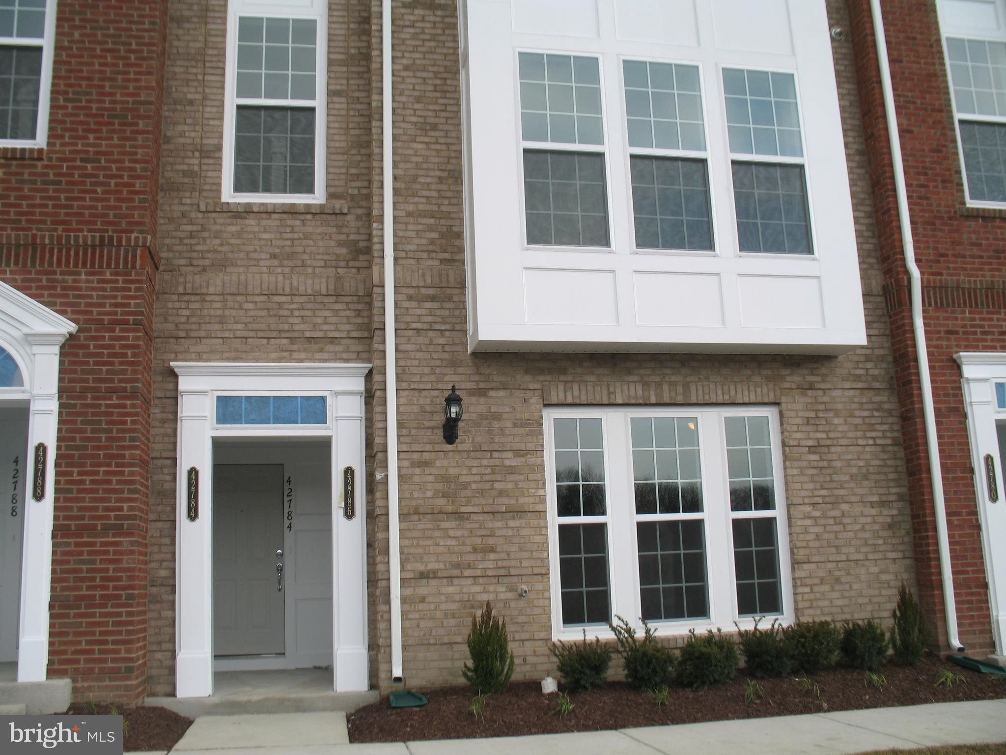 42784 LAUDER TERRACE