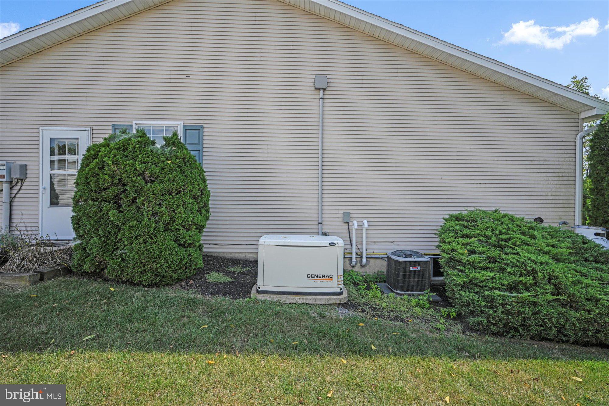 MUDDY CREEK VILLAGE - Residential