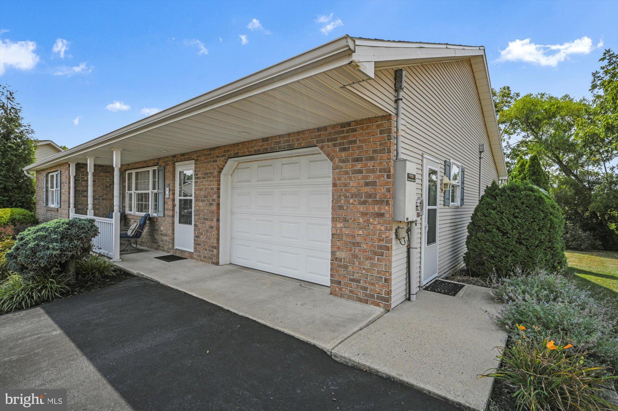 MUDDY CREEK VILLAGE - Residential