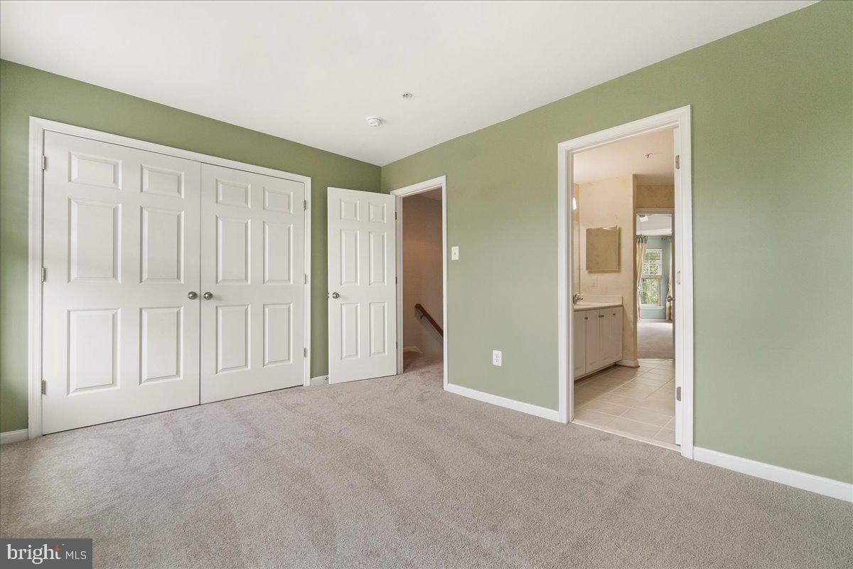 BALLENGER CREEK CENTER POND - Residential