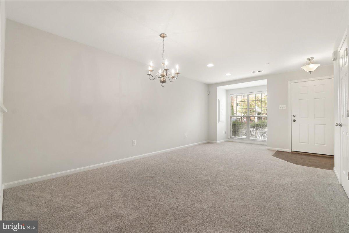 BALLENGER CREEK CENTER POND - Residential