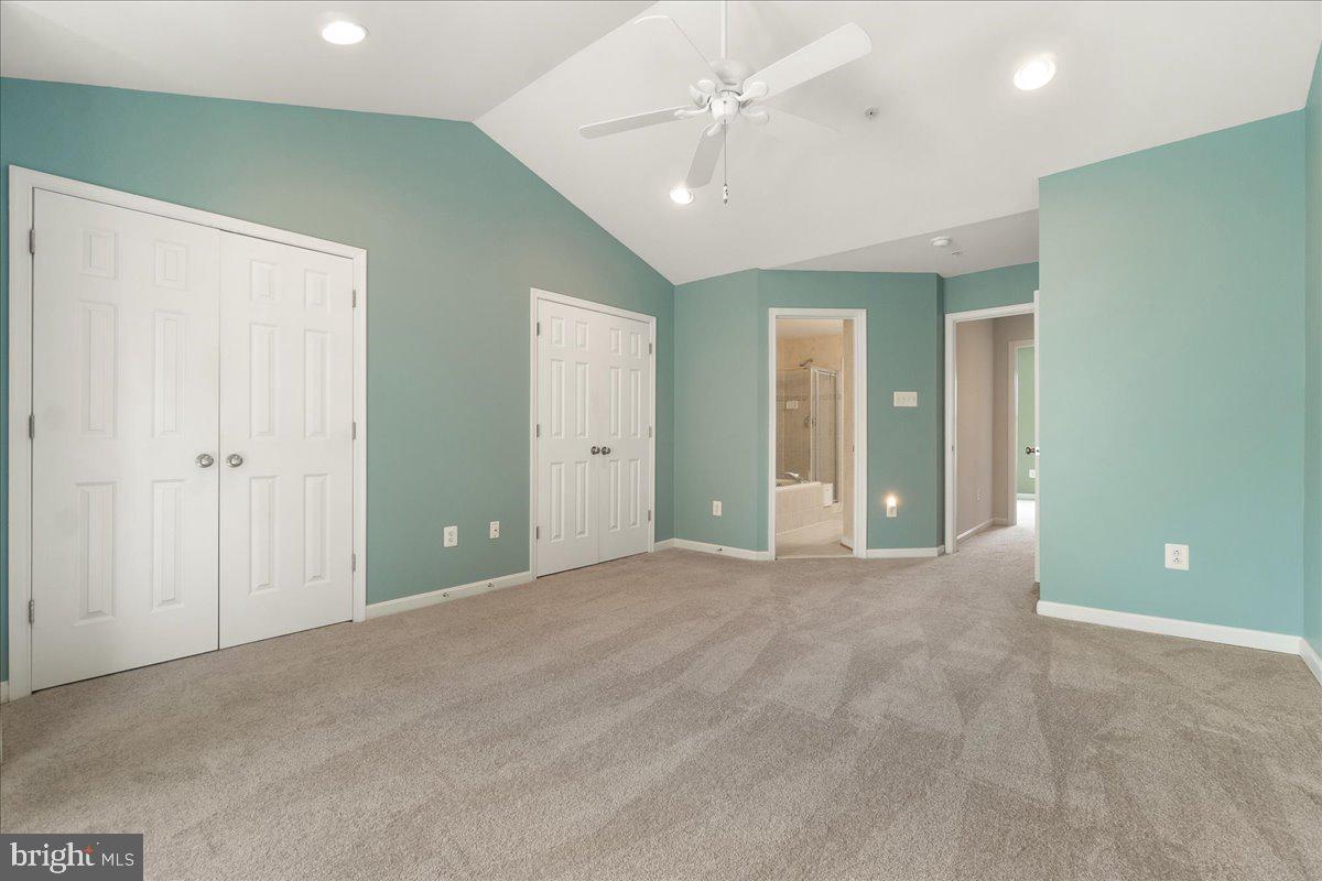 BALLENGER CREEK CENTER POND - Residential