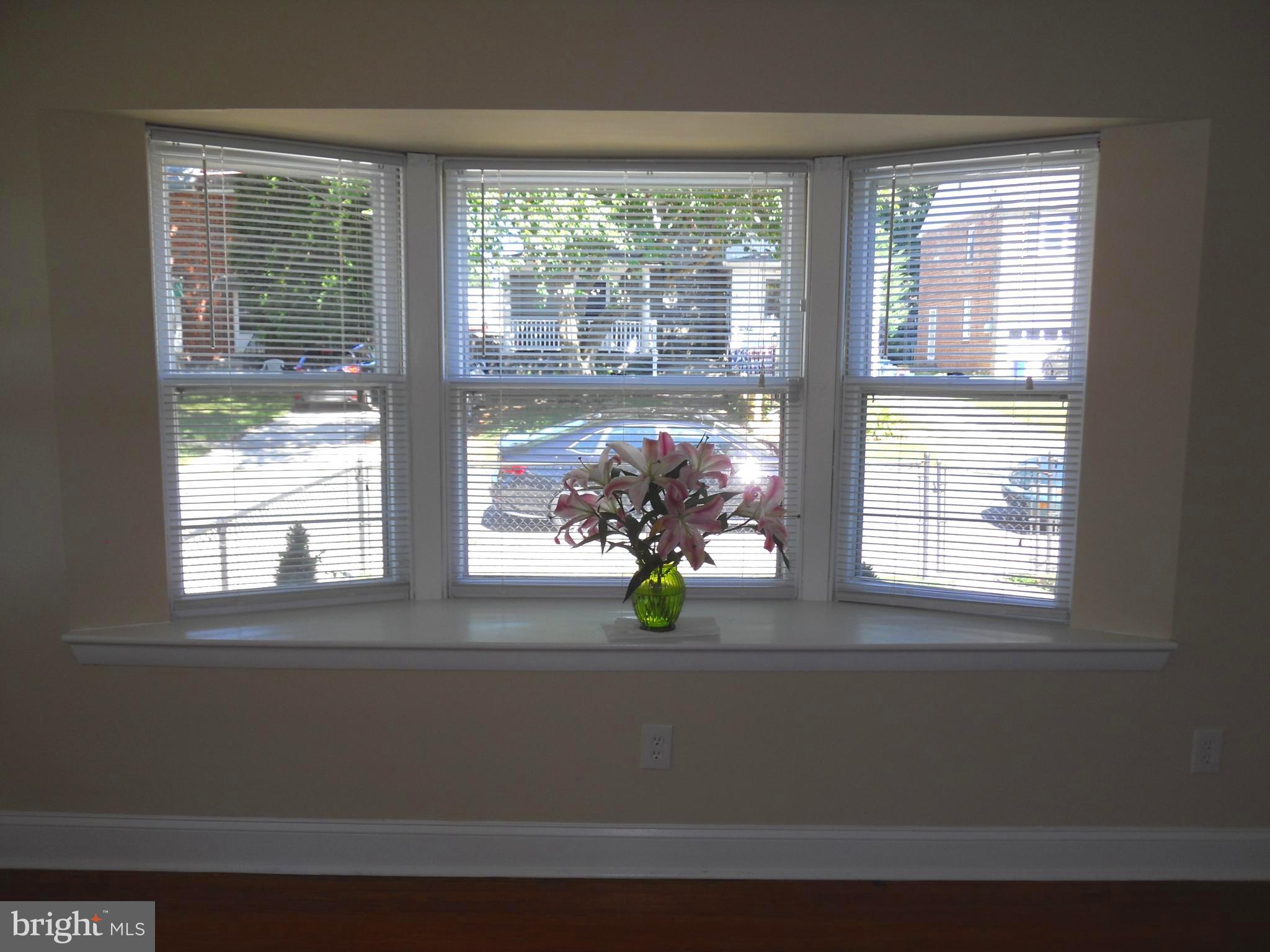 WOODMERE - Residential Lease