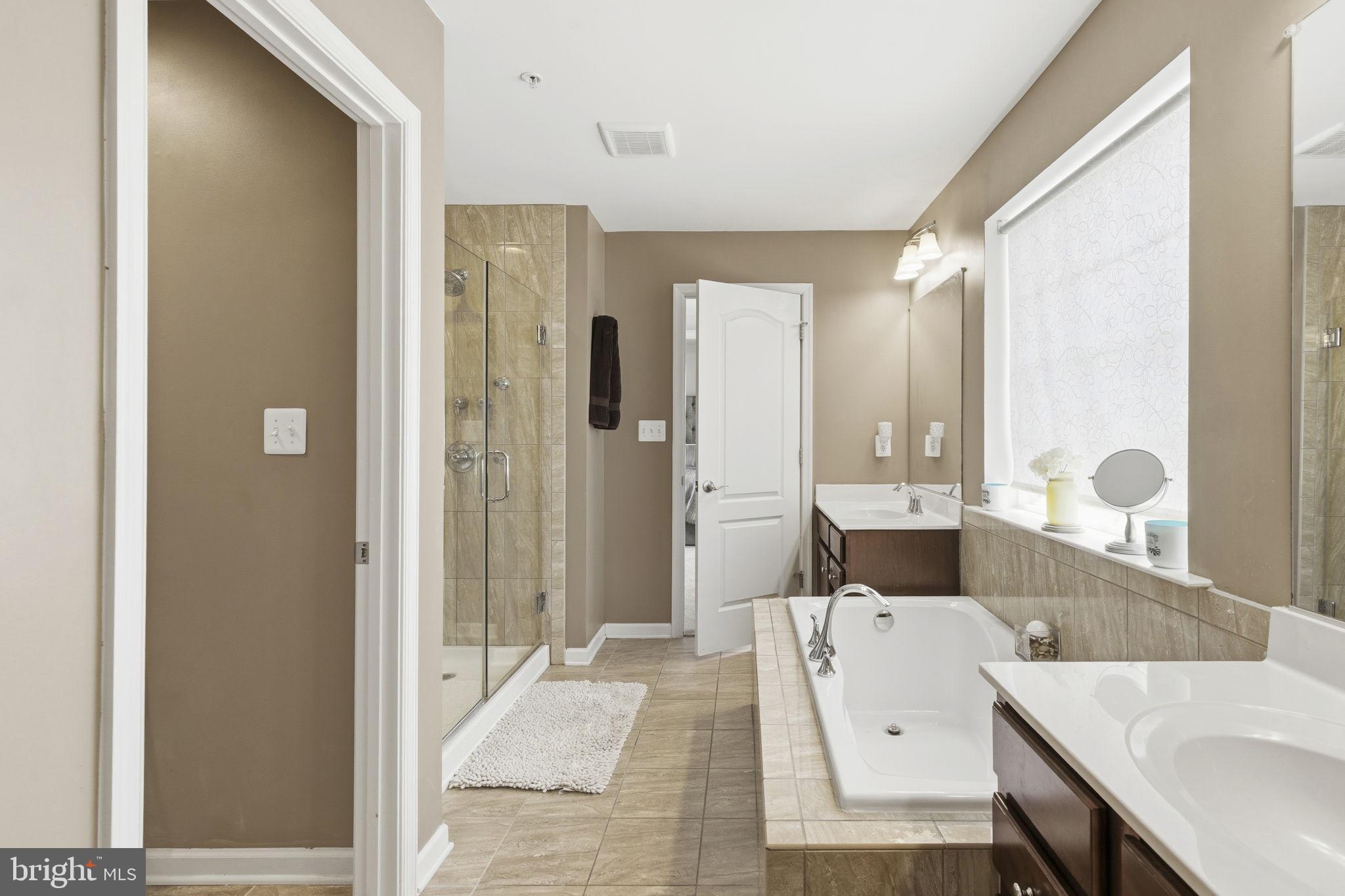 RESIDENCES AT QUARRY PLACE - Residential