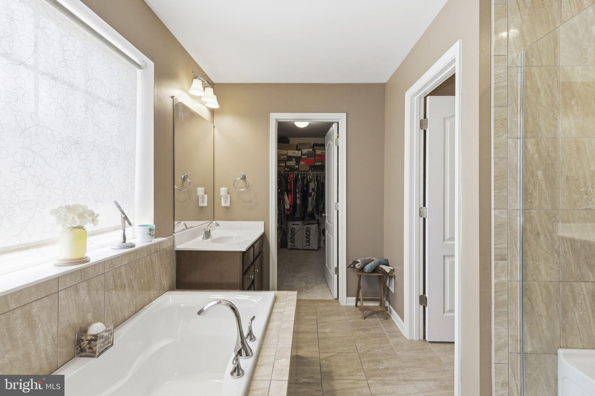 RESIDENCES AT QUARRY PLACE - Residential