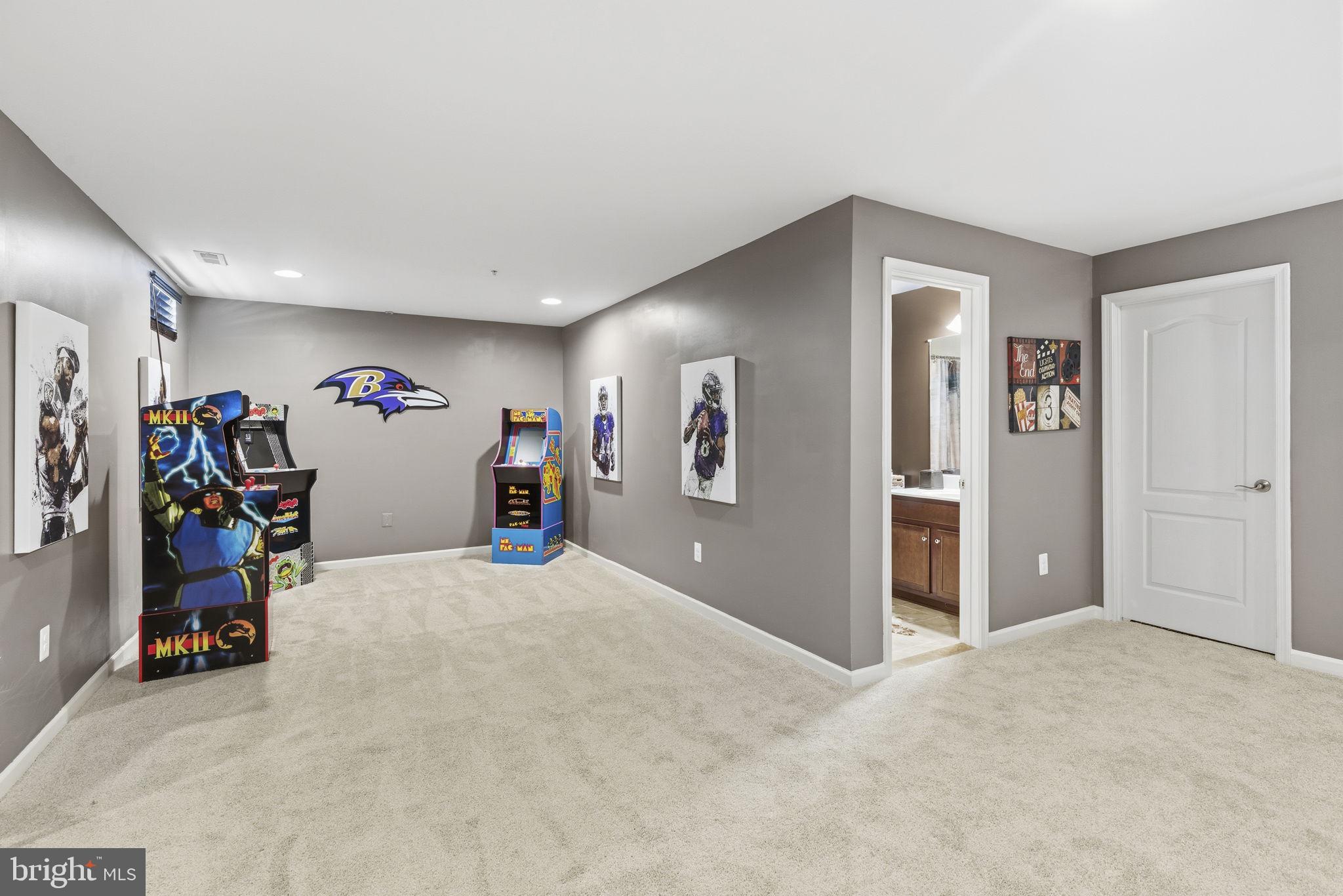 RESIDENCES AT QUARRY PLACE - Residential