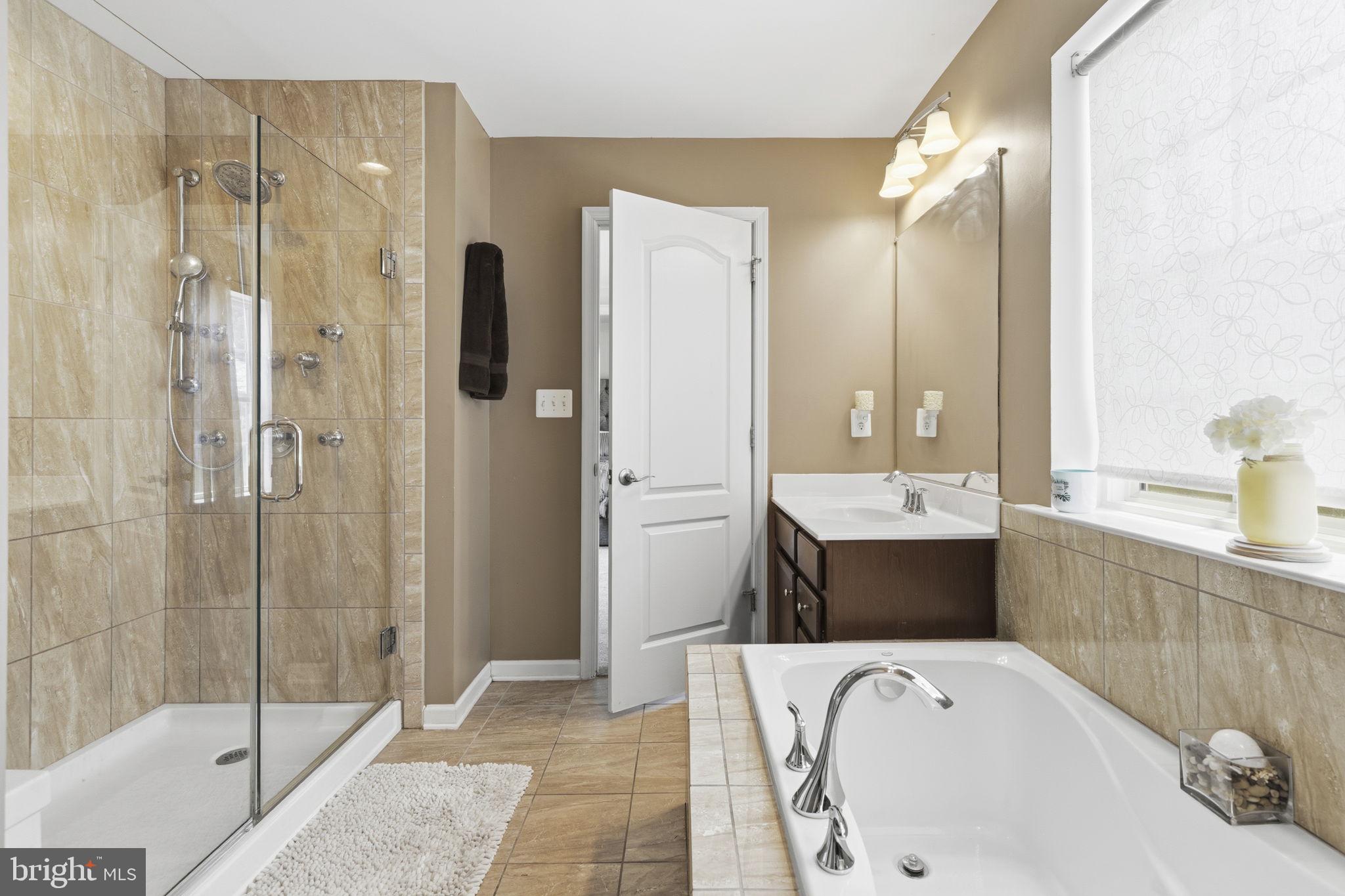 RESIDENCES AT QUARRY PLACE - Residential