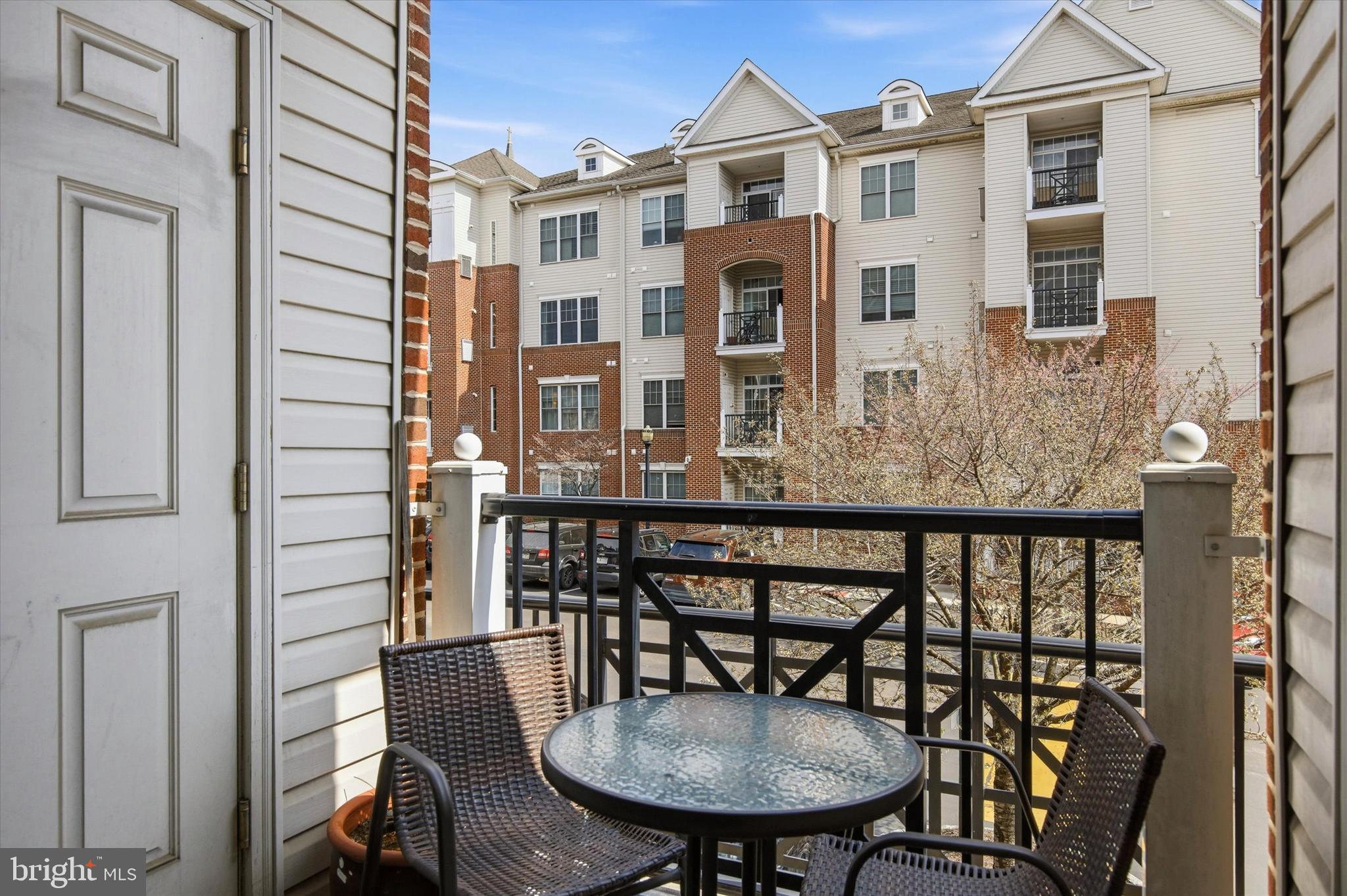 THE GRANDE AT RIVERVIEW - Residential