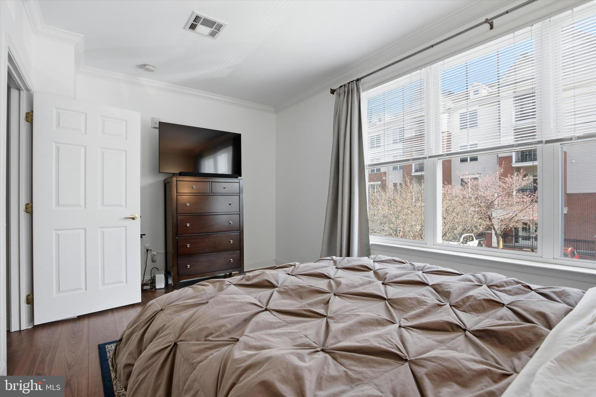 THE GRANDE AT RIVERVIEW - Residential