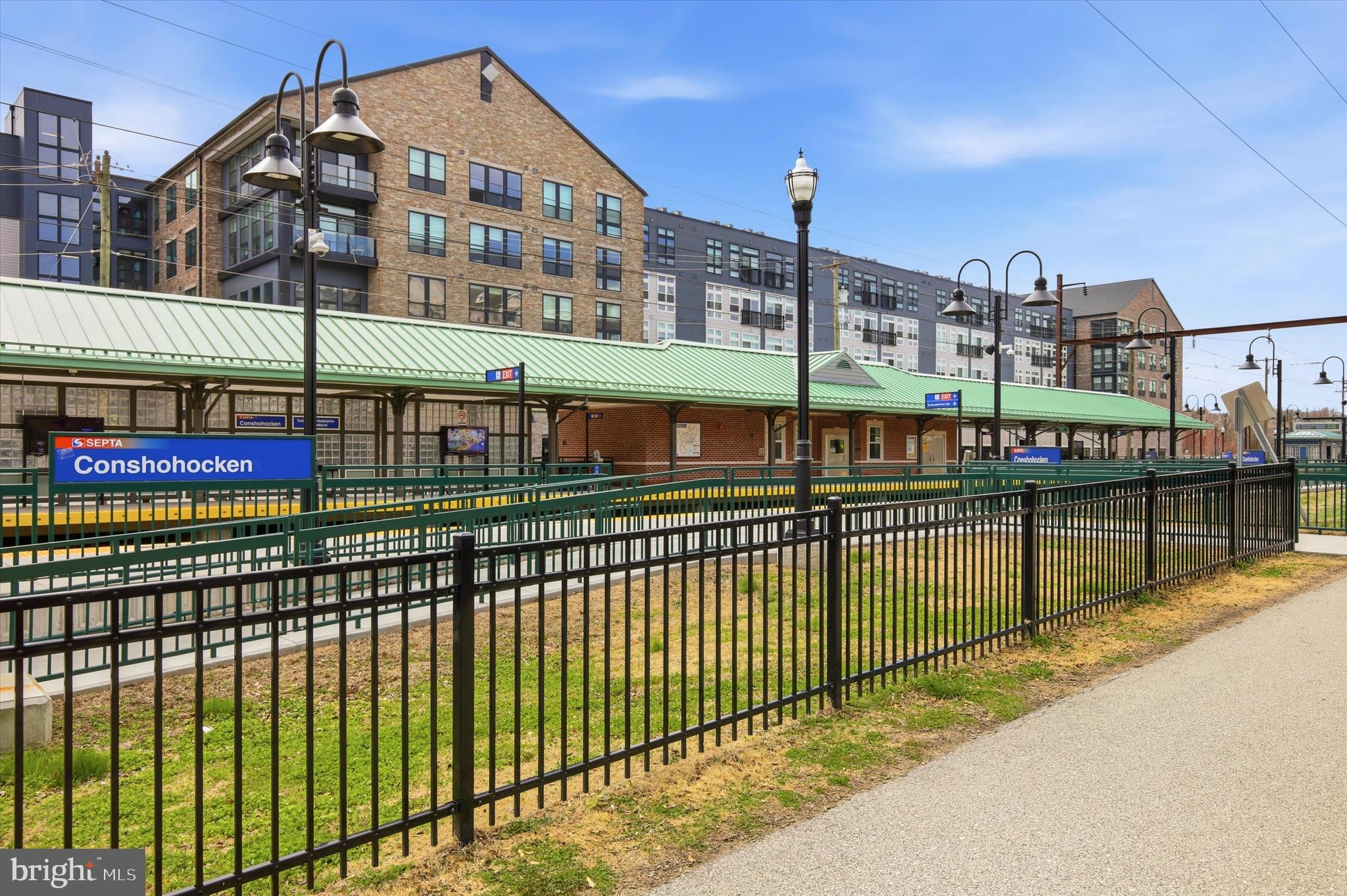 THE GRANDE AT RIVERVIEW - Residential