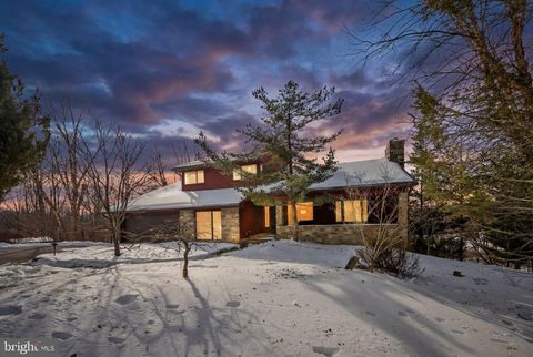 13 BROOK FARM COURT COCKEYSVILLE MD 21030