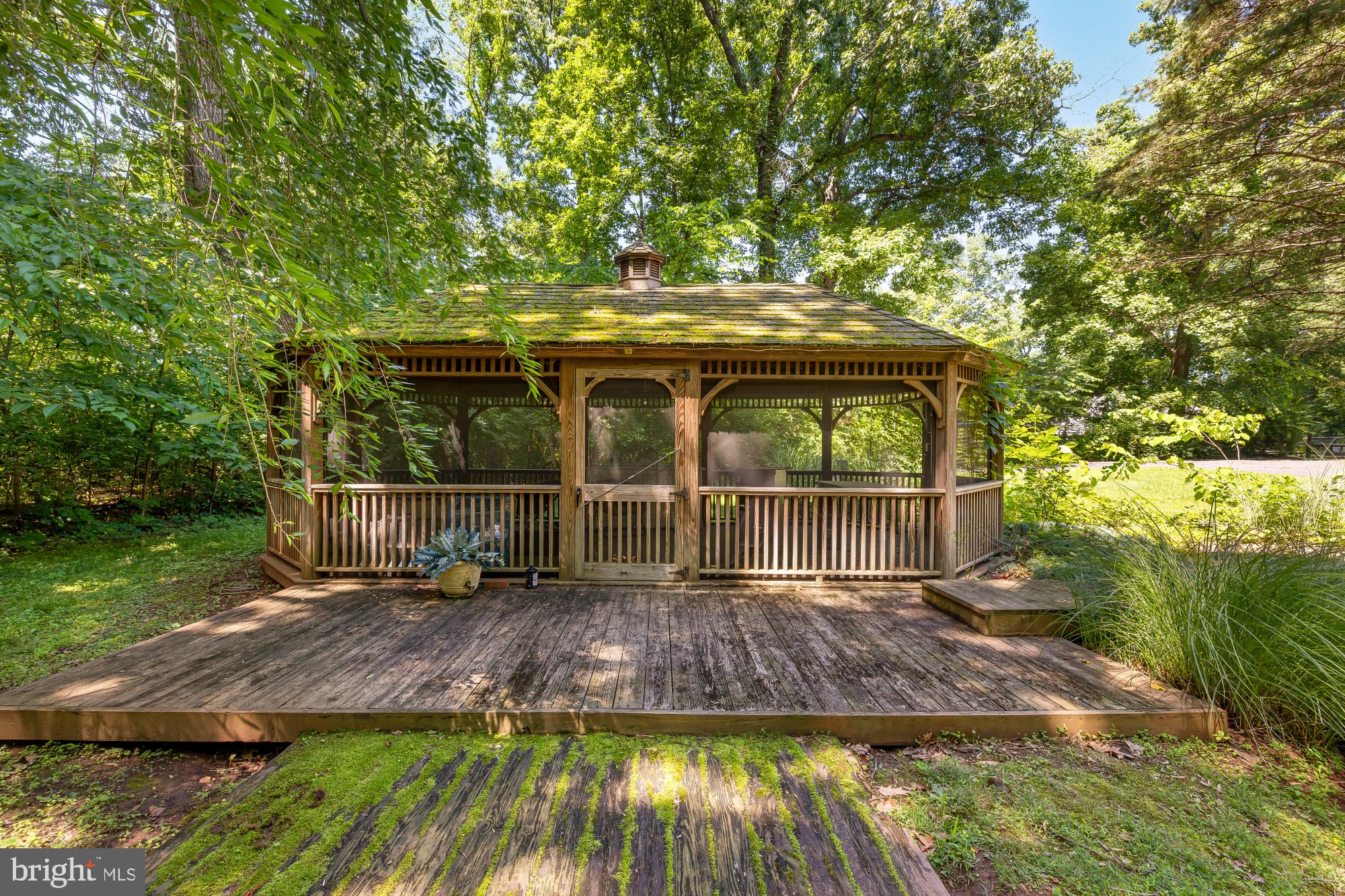 BROAD RUN FARMS - Residential