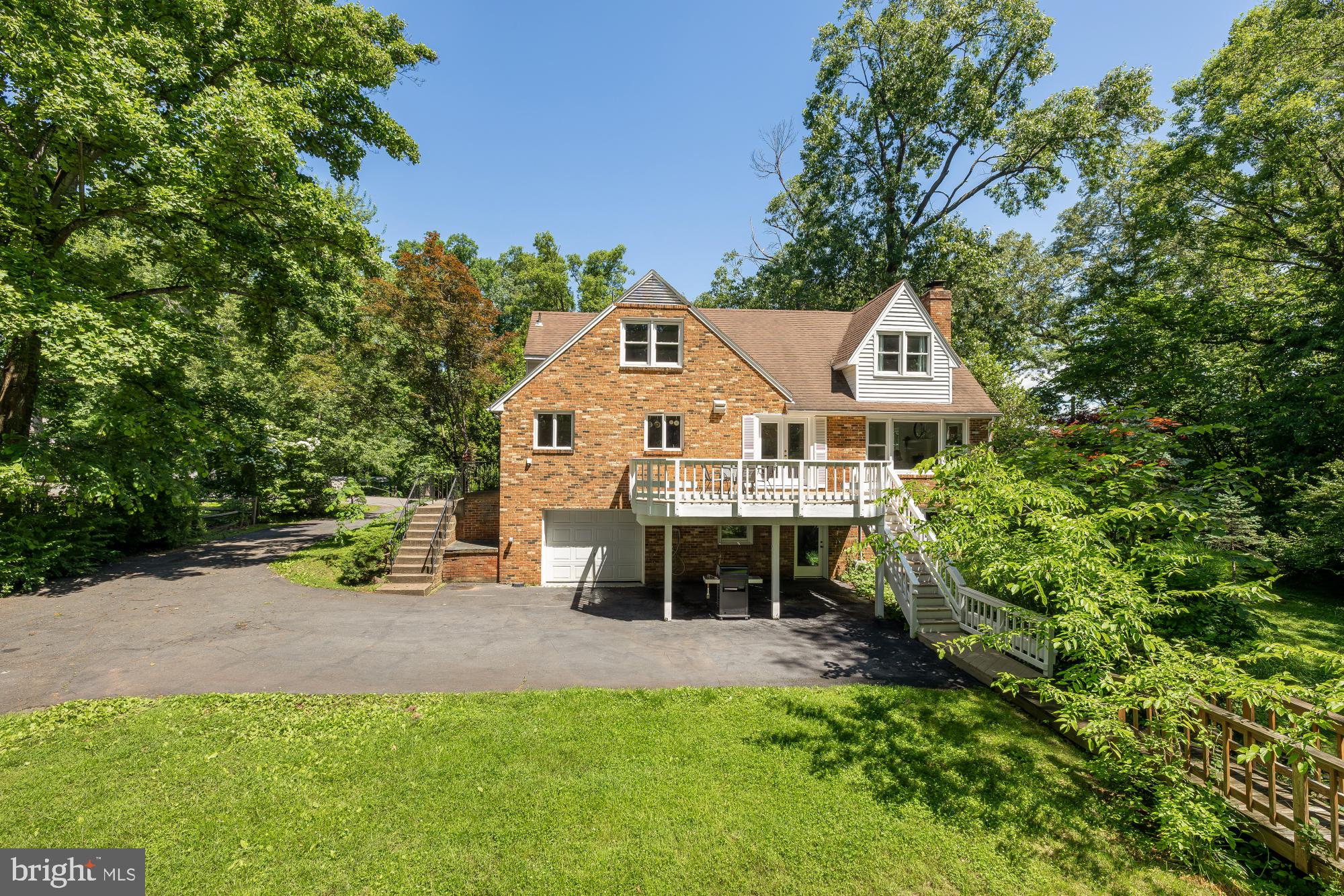 BROAD RUN FARMS - Residential