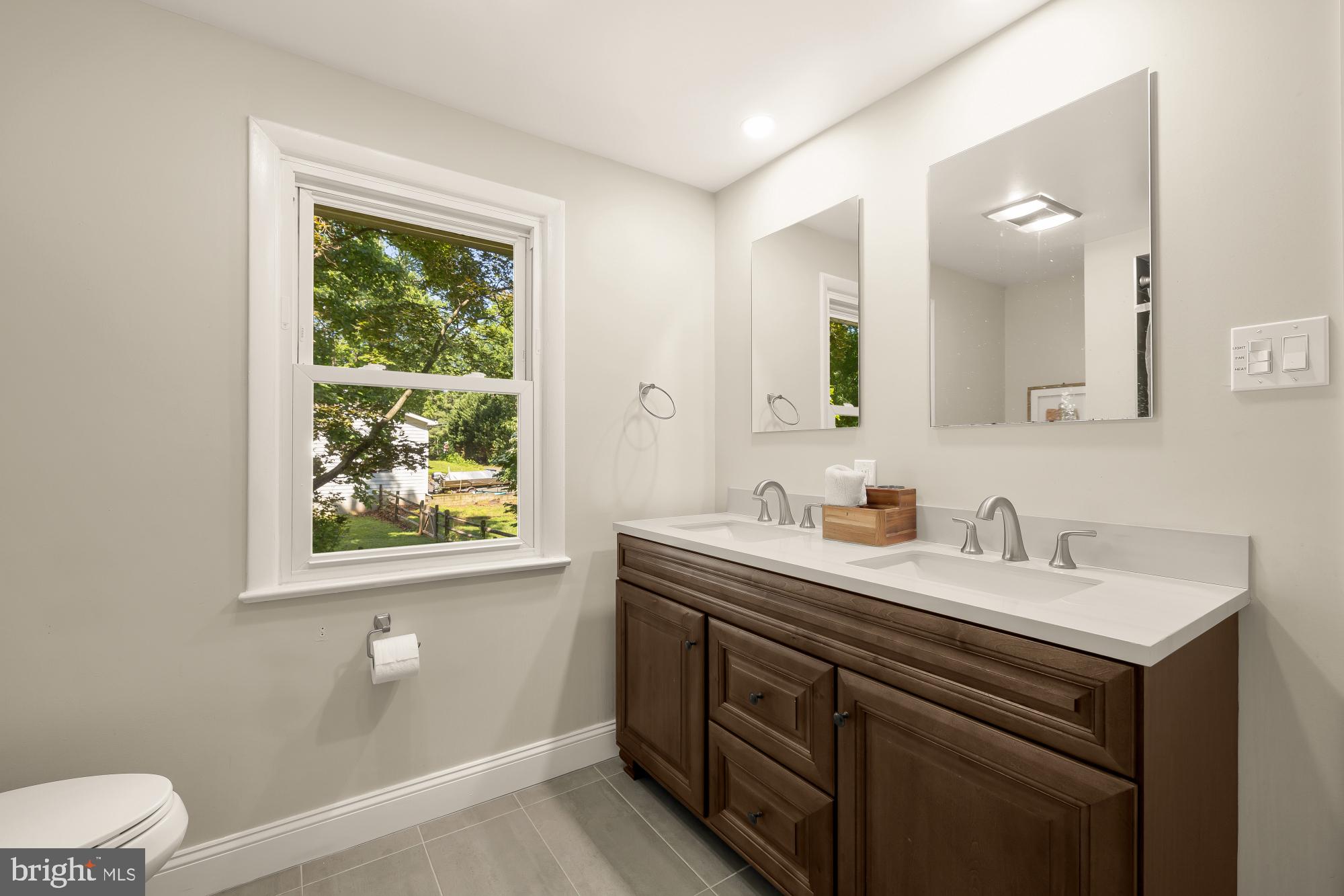 BROAD RUN FARMS - Residential