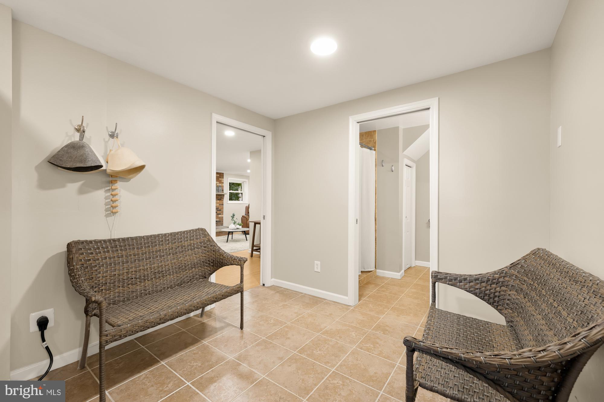 BROAD RUN FARMS - Residential