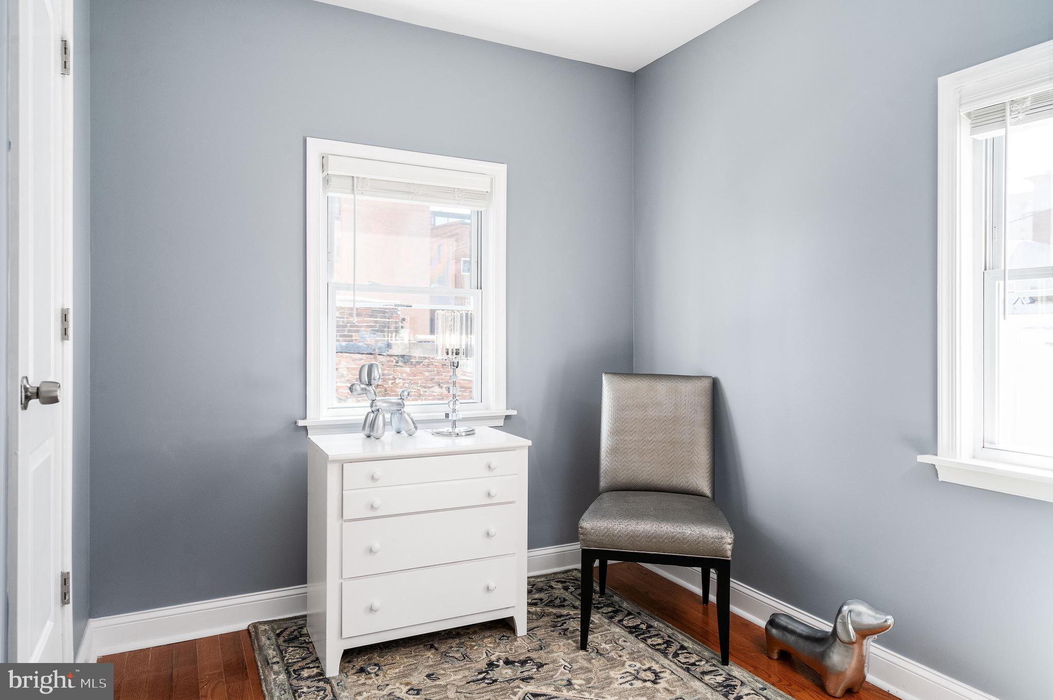 LITTLE ITALY - Residential Lease