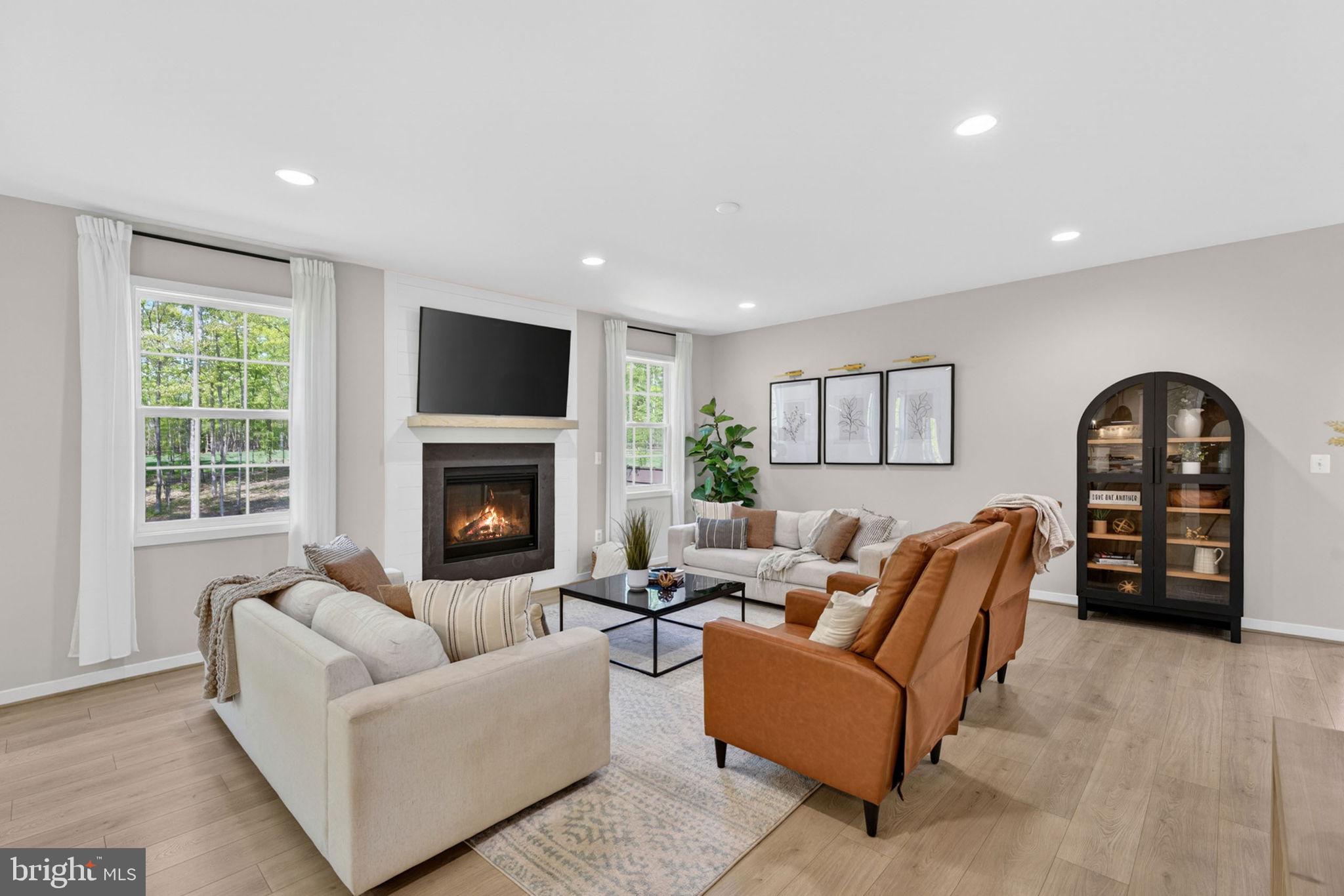 THE RESERVE AT FALLEN OAKS - Residential