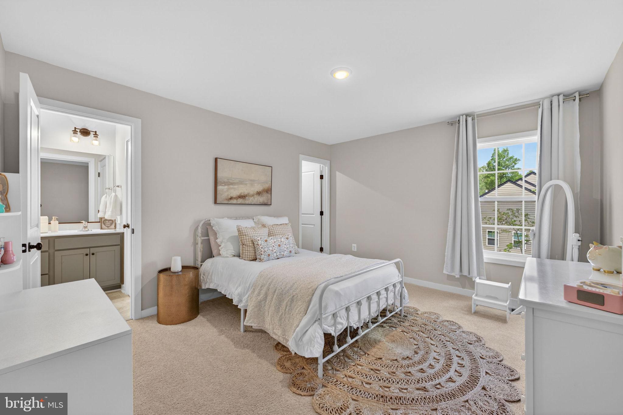 THE RESERVE AT FALLEN OAKS - Residential