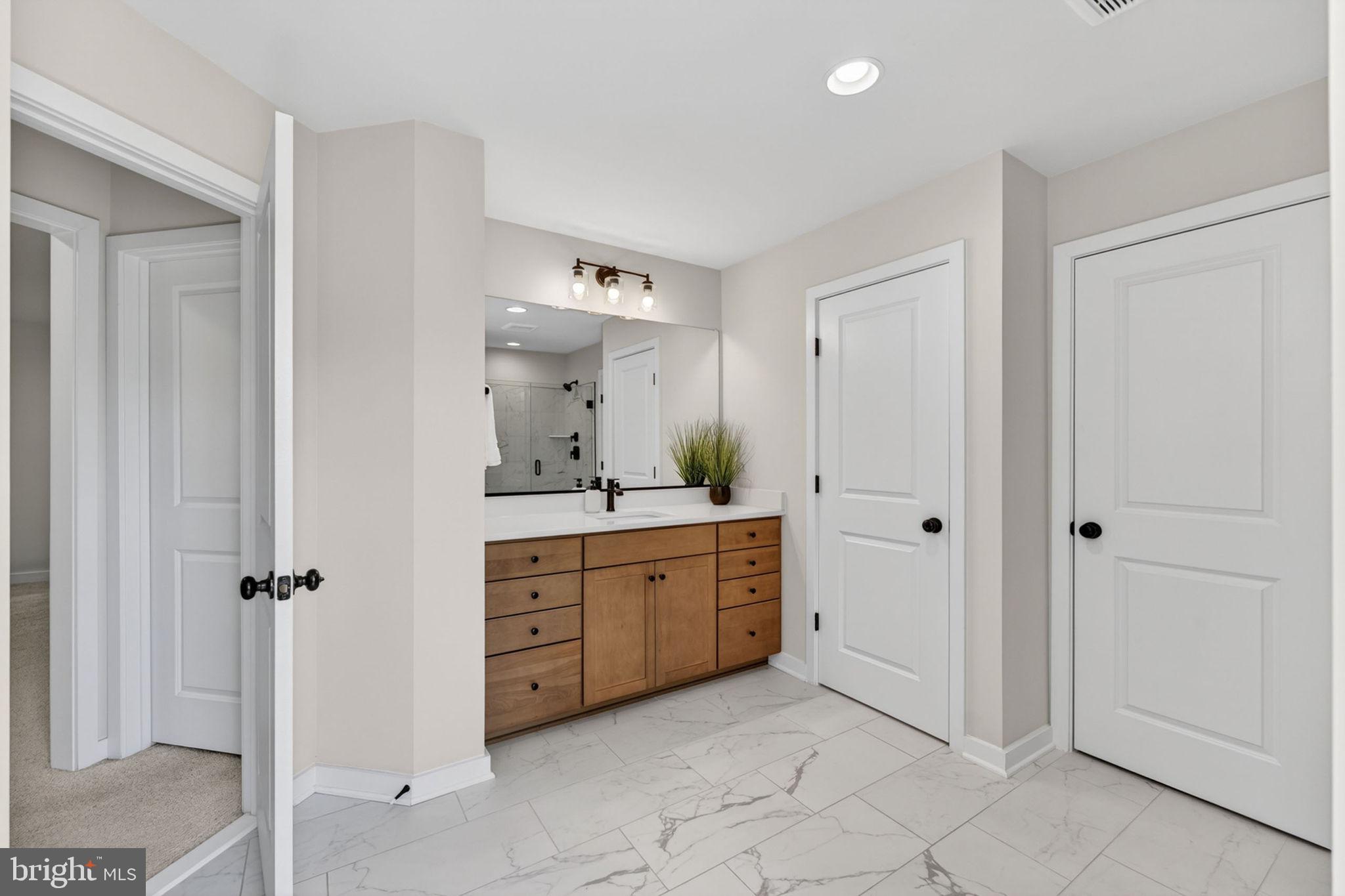 THE RESERVE AT FALLEN OAKS - Residential