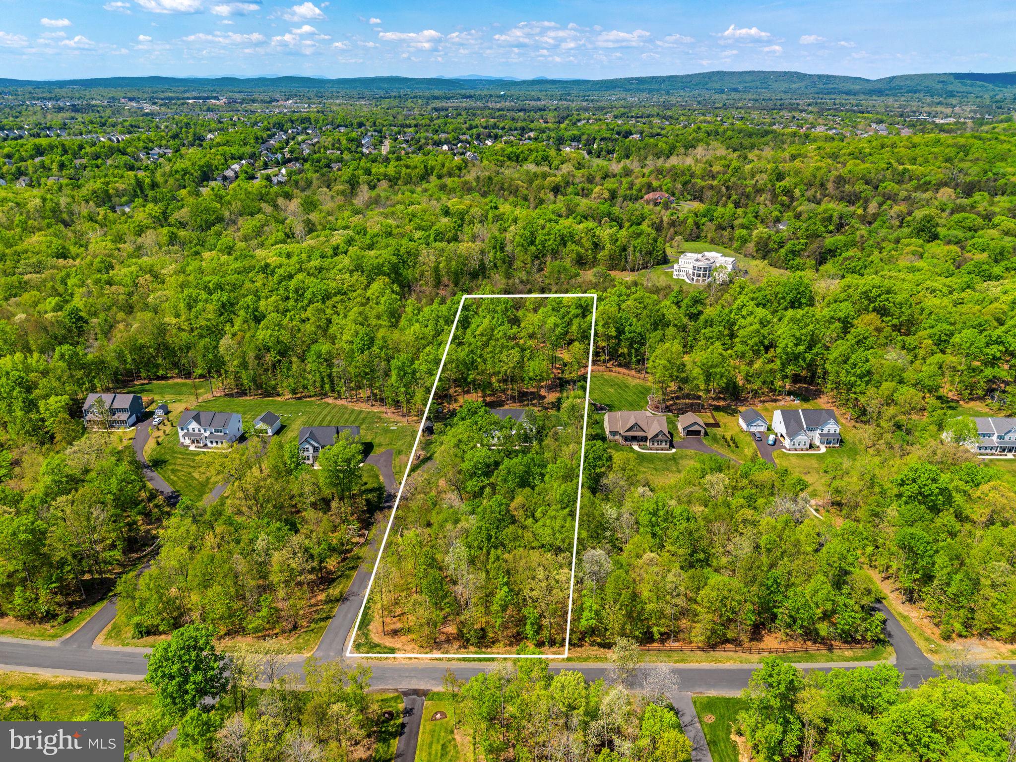 THE RESERVE AT FALLEN OAKS - Residential
