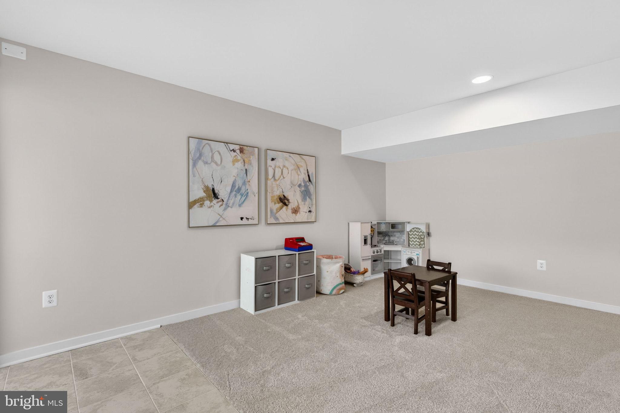 THE RESERVE AT FALLEN OAKS - Residential