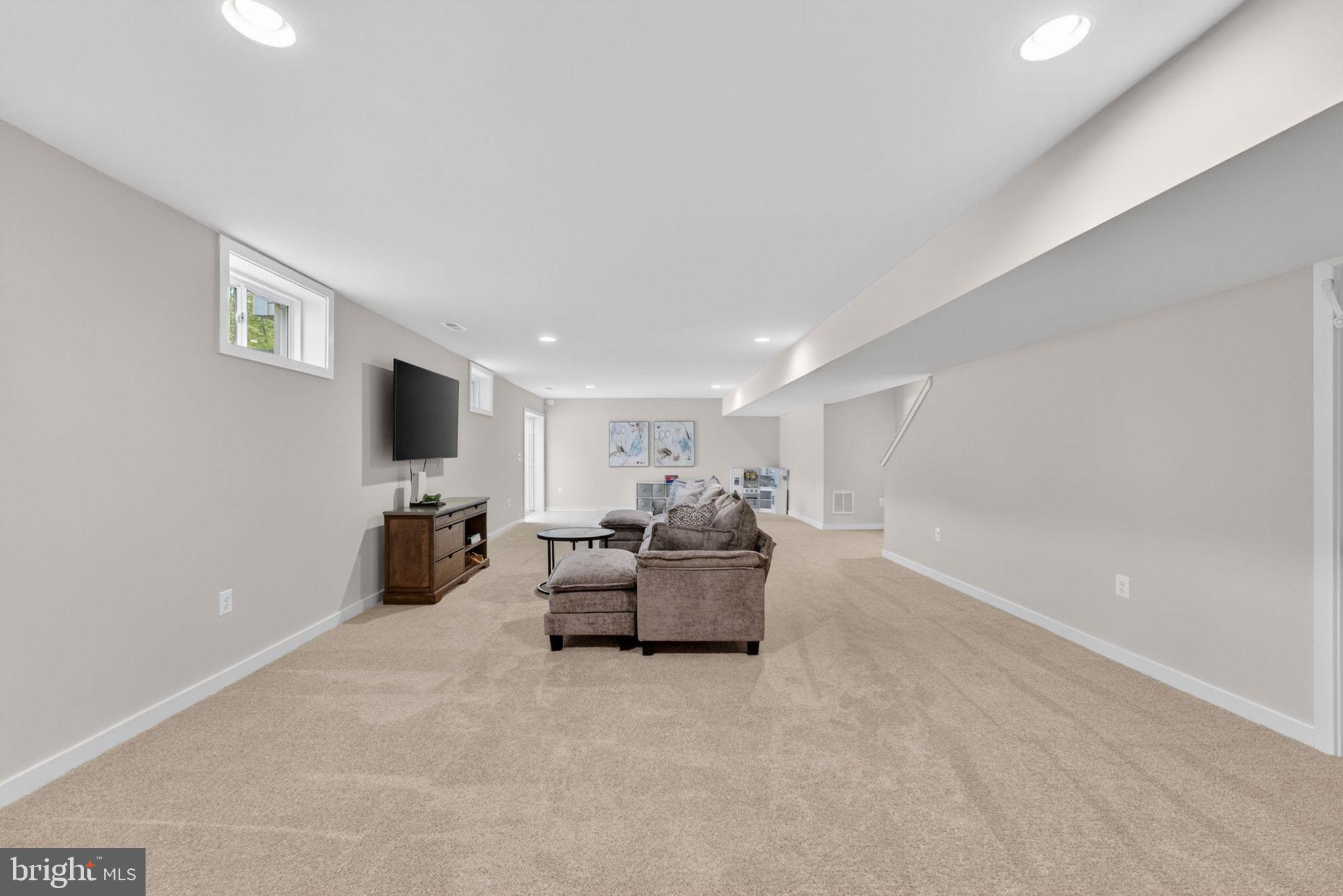 THE RESERVE AT FALLEN OAKS - Residential