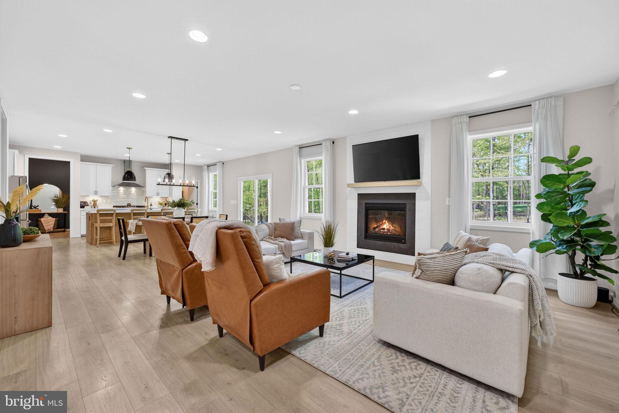 THE RESERVE AT FALLEN OAKS - Residential