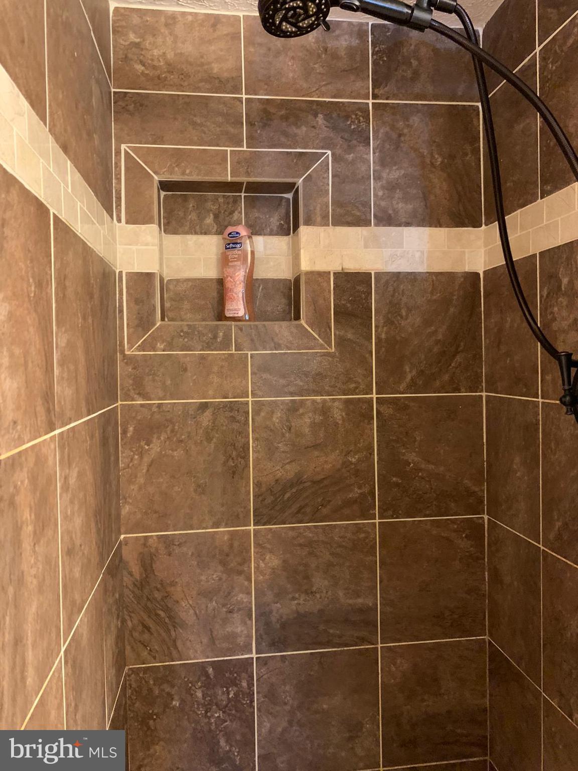 WATKINS MEADOWS - Residential Lease