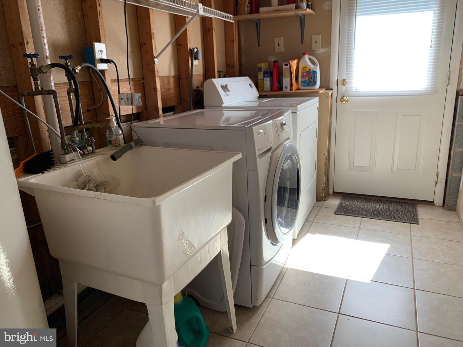 WATKINS MEADOWS - Residential Lease