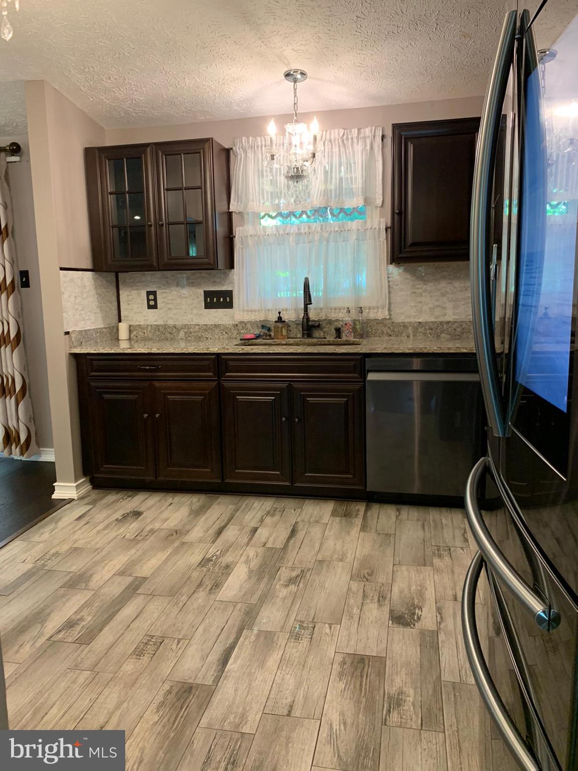 WATKINS MEADOWS - Residential Lease