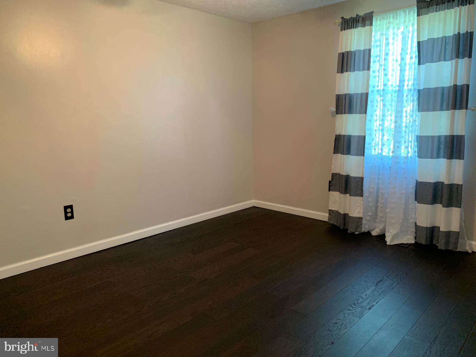 WATKINS MEADOWS - Residential Lease