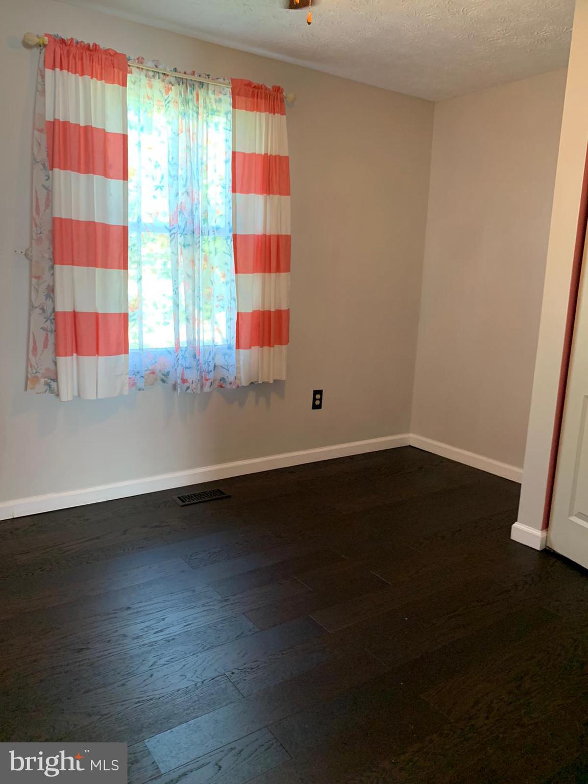 WATKINS MEADOWS - Residential Lease