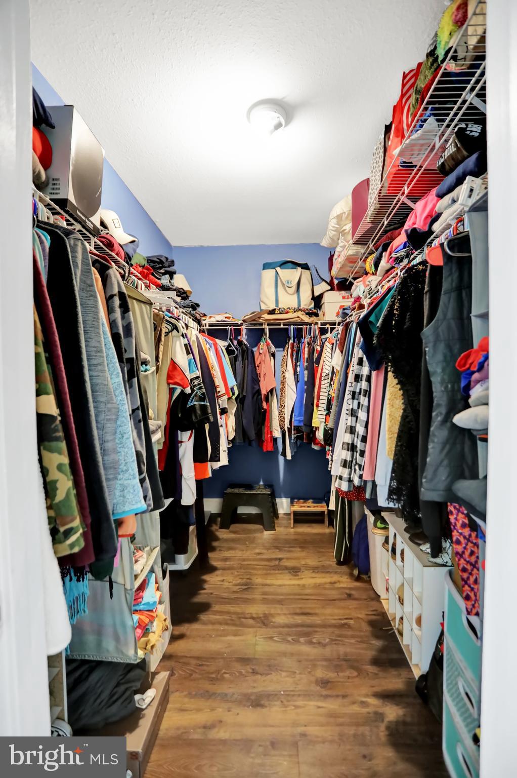 ENGLISH COUNTRY MANOR - Residential