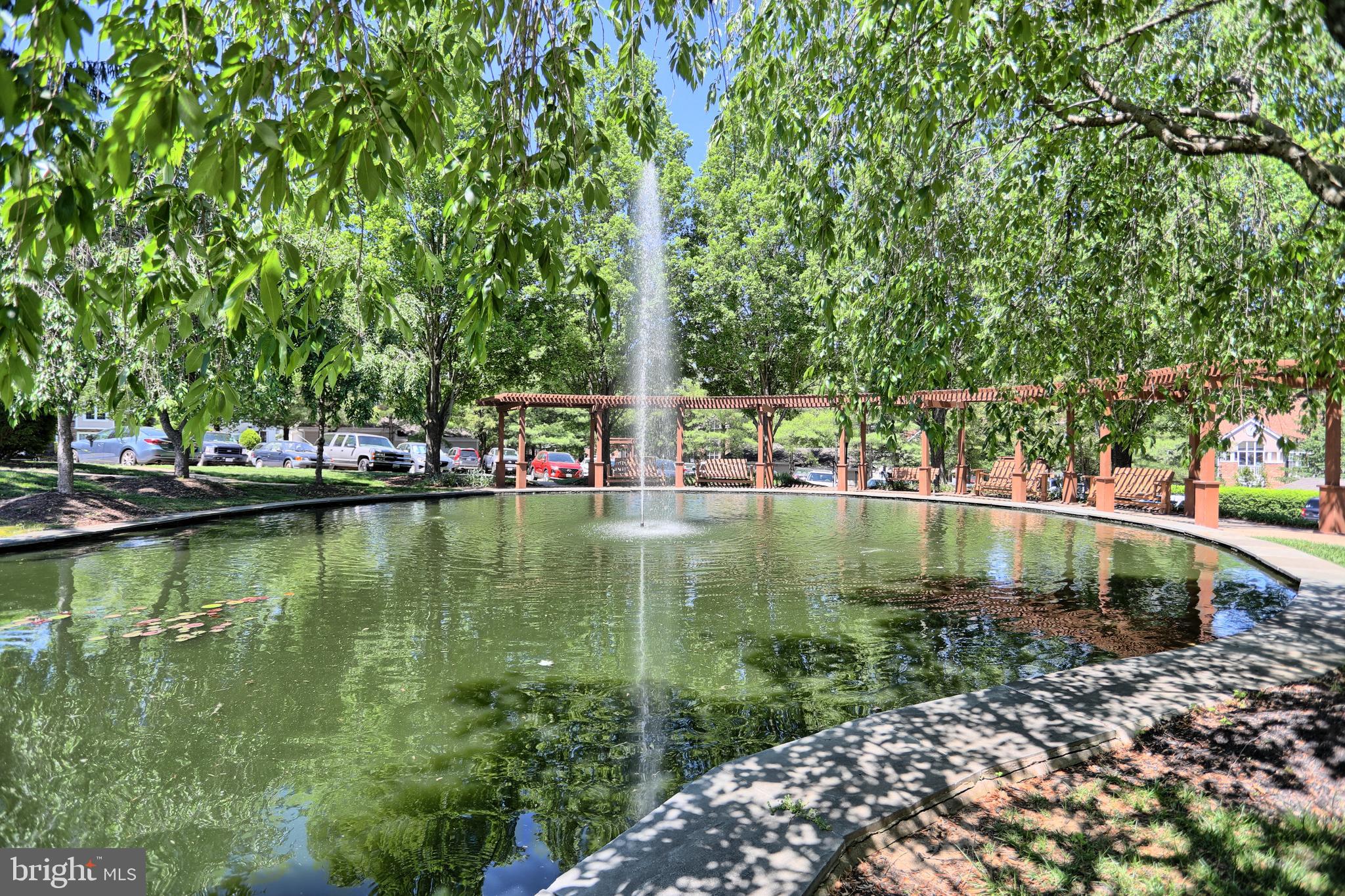 ENGLISH COUNTRY MANOR - Residential