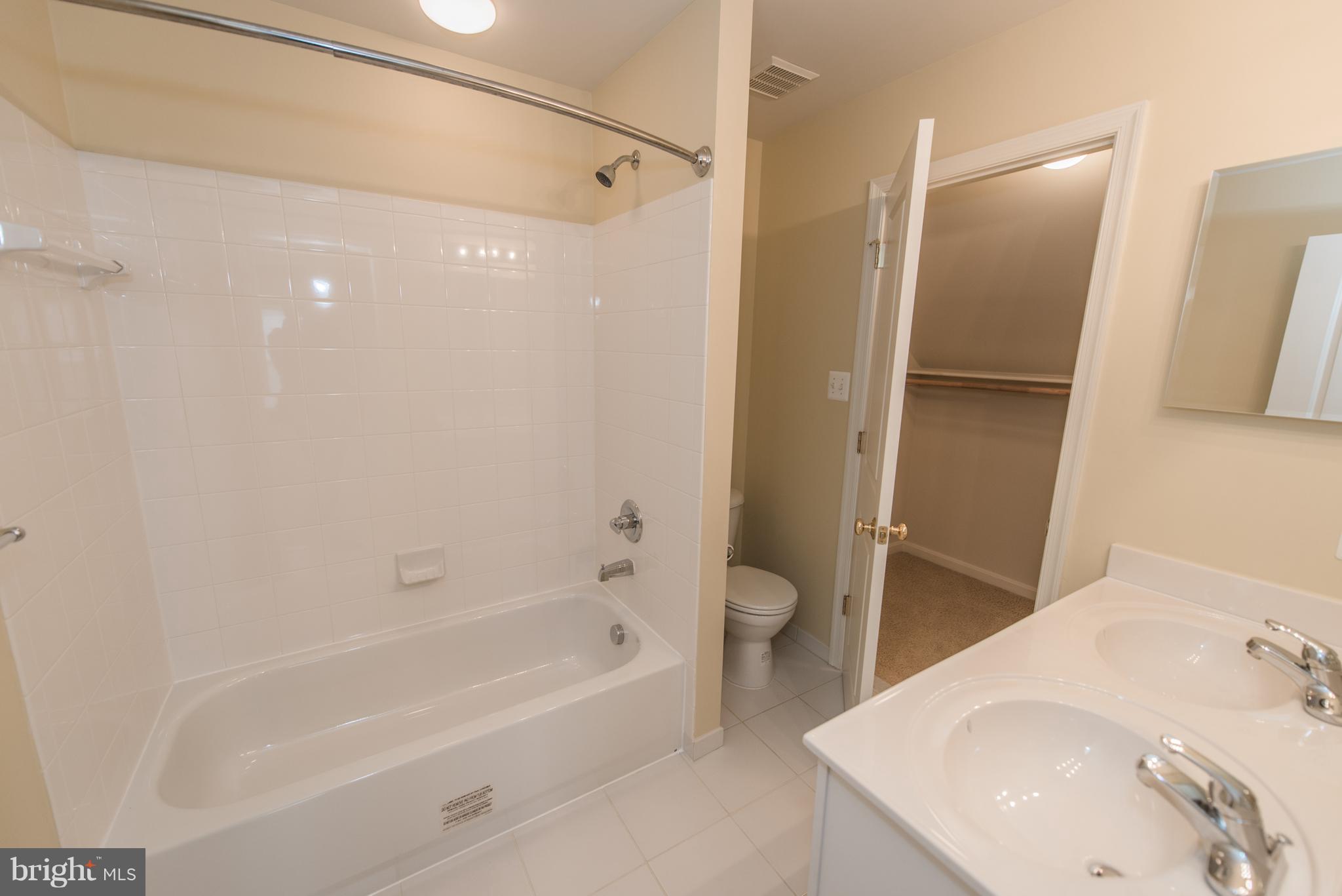 THE LAKES AT MARTINSBURG - Residential