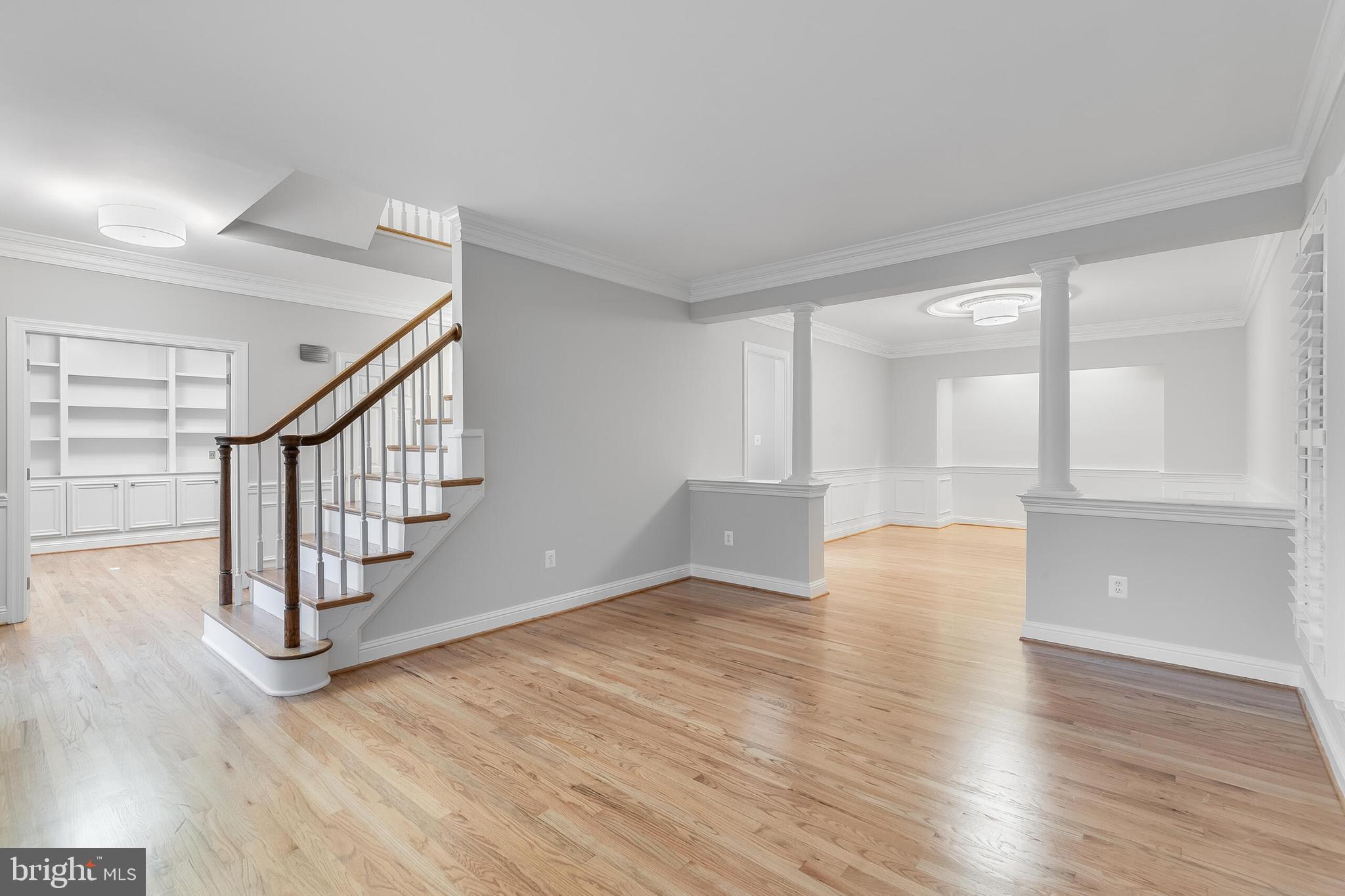 611 CATESBY COURT SW