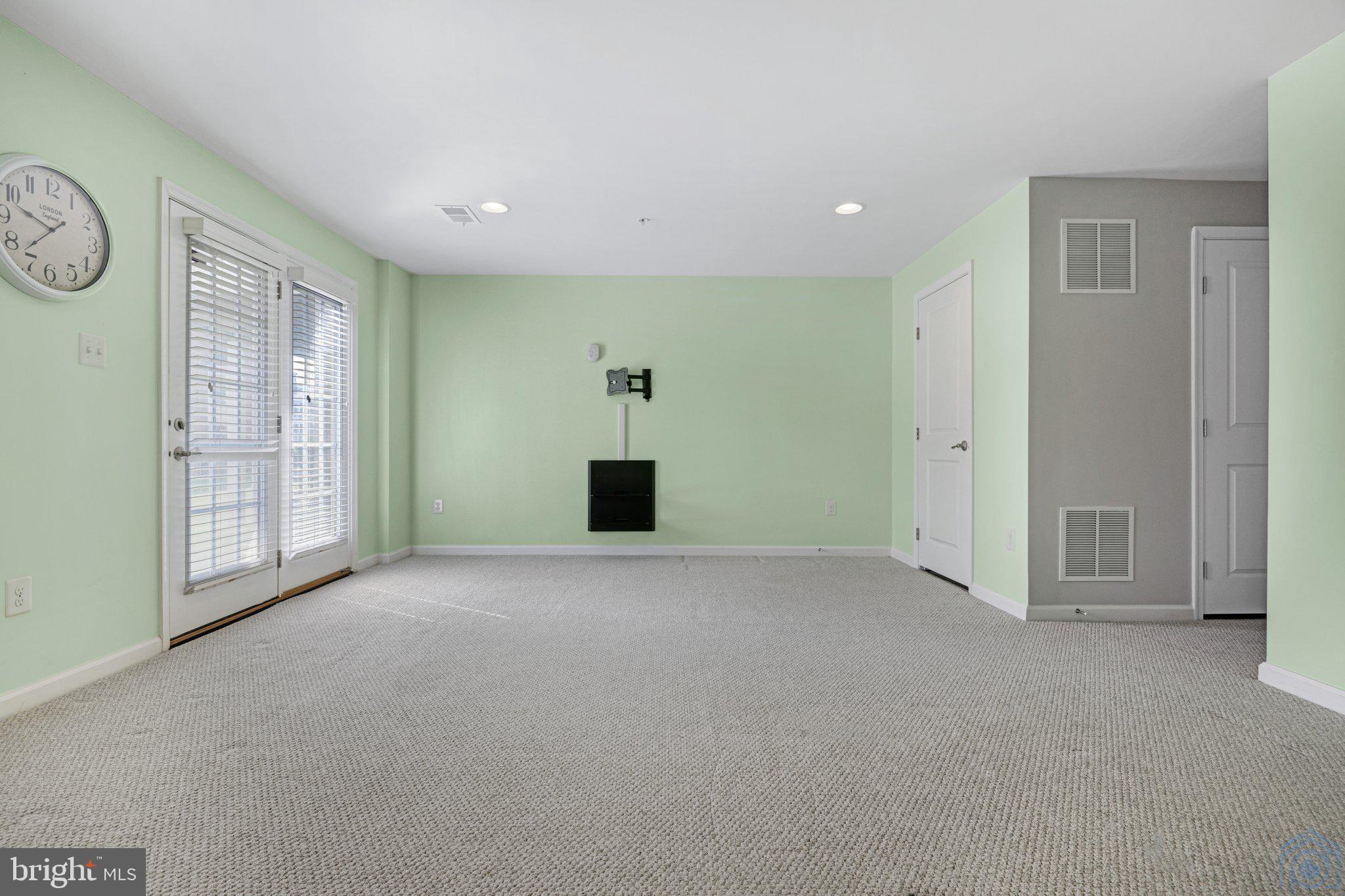 ADAMS CROSSING - Residential