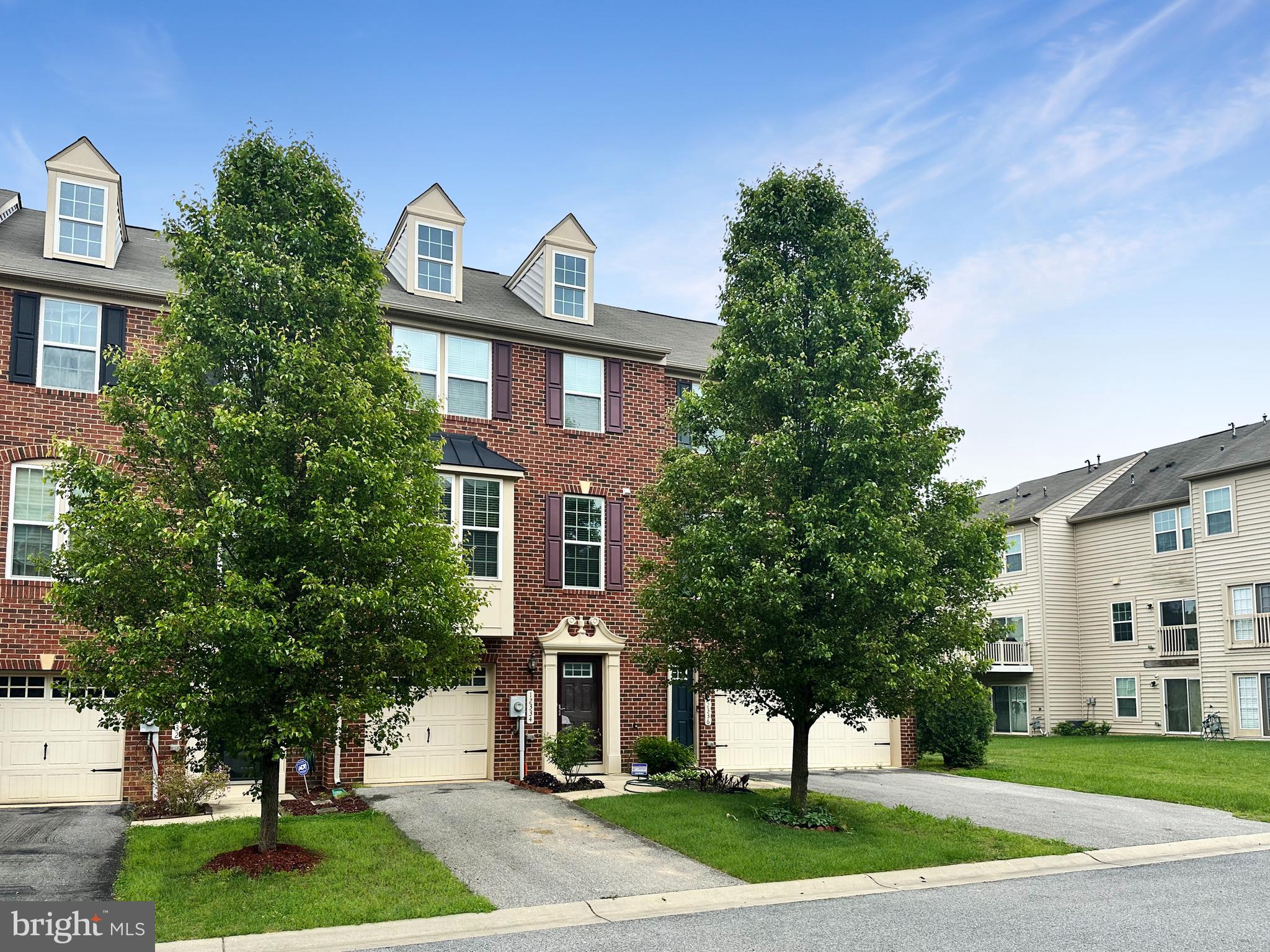 ADAMS CROSSING - Residential