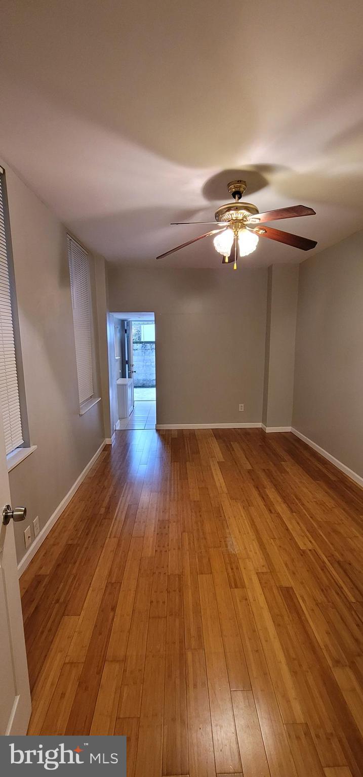 QUEEN VILLAGE - Residential Lease