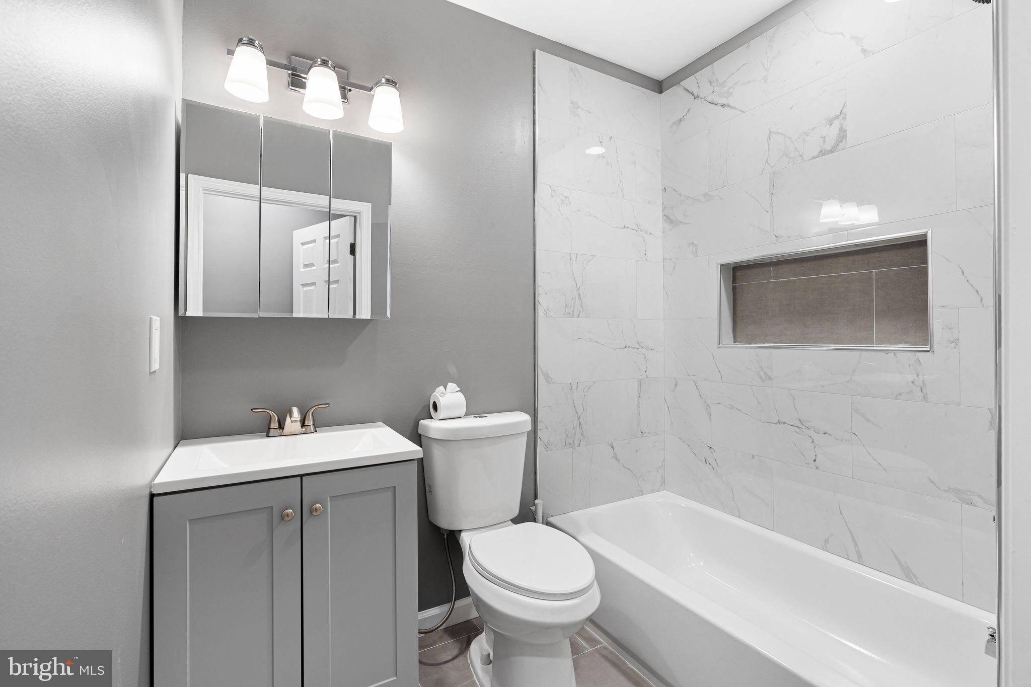 2550 N 12TH STREET 2ND FLOOR