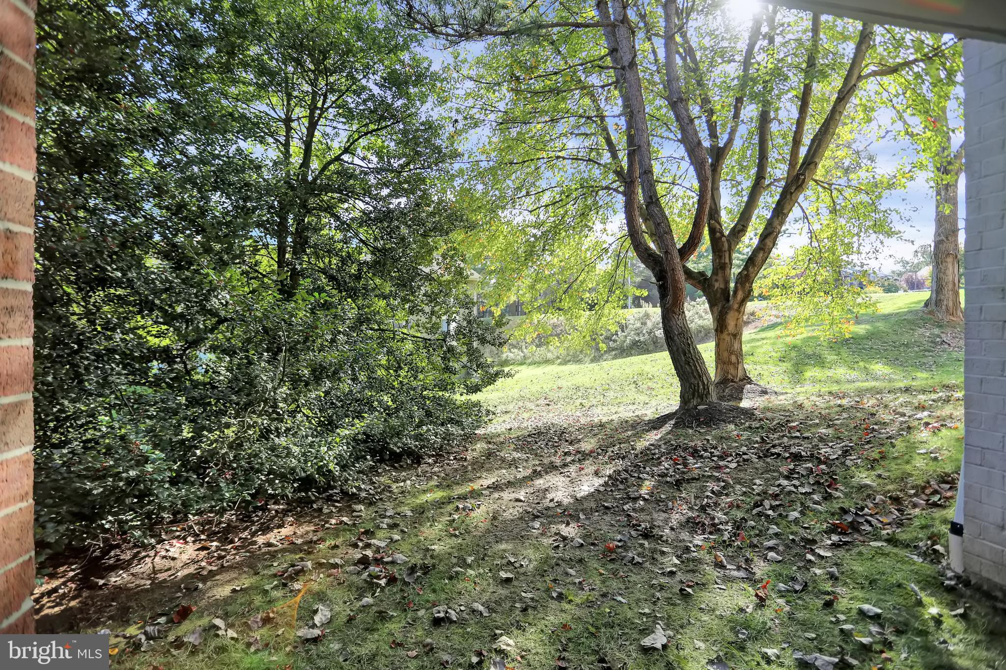 HOLLY HALL - Residential