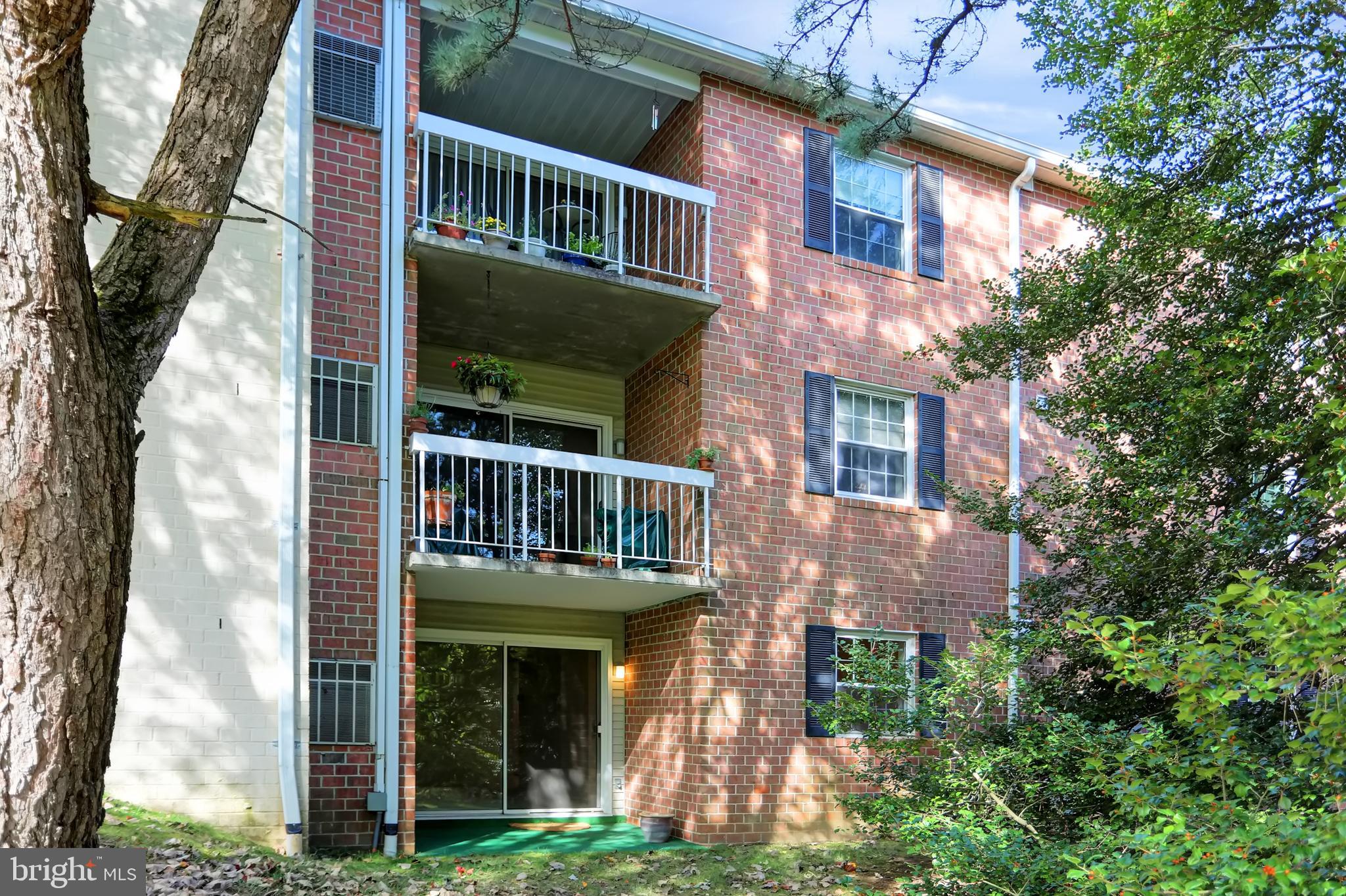 HOLLY HALL - Residential