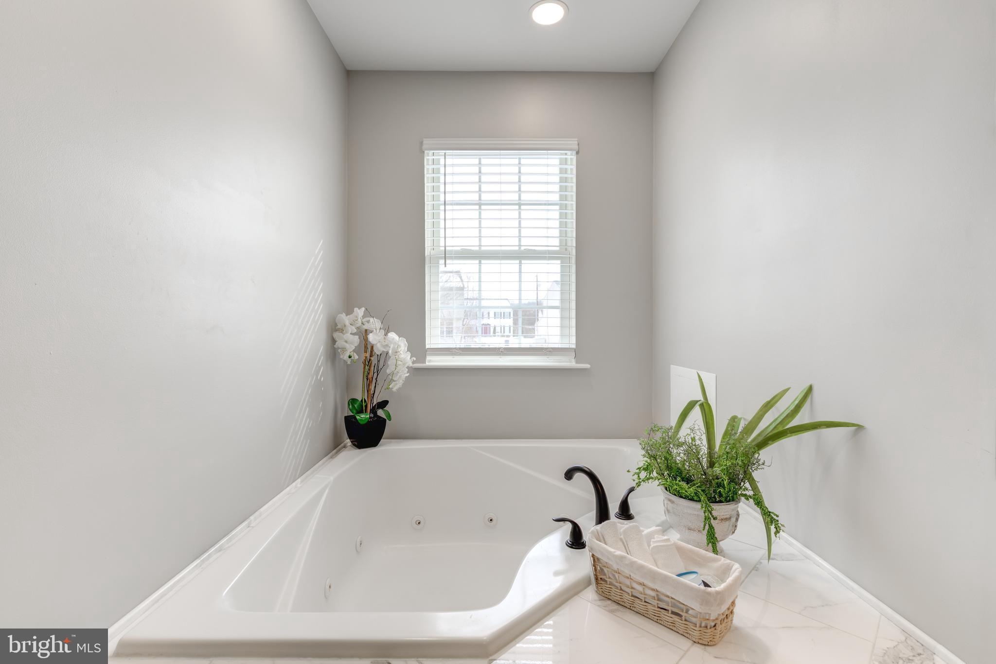 LENAPE VALLEY FARM - Residential
