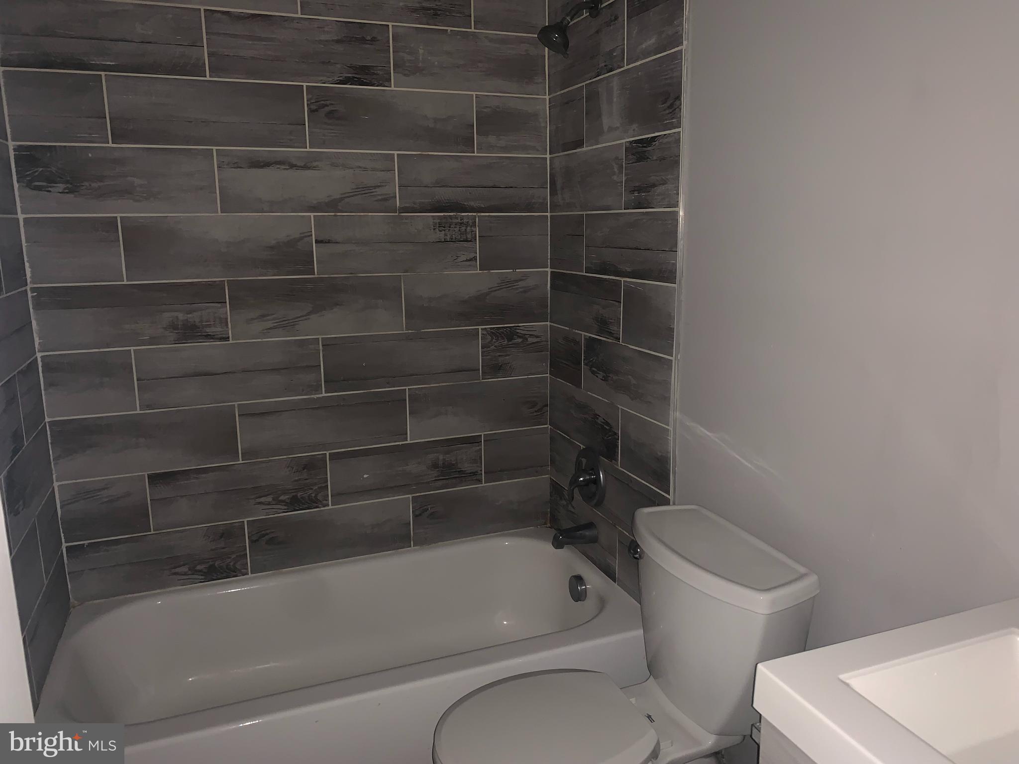 RHAWNHURST - Residential Lease